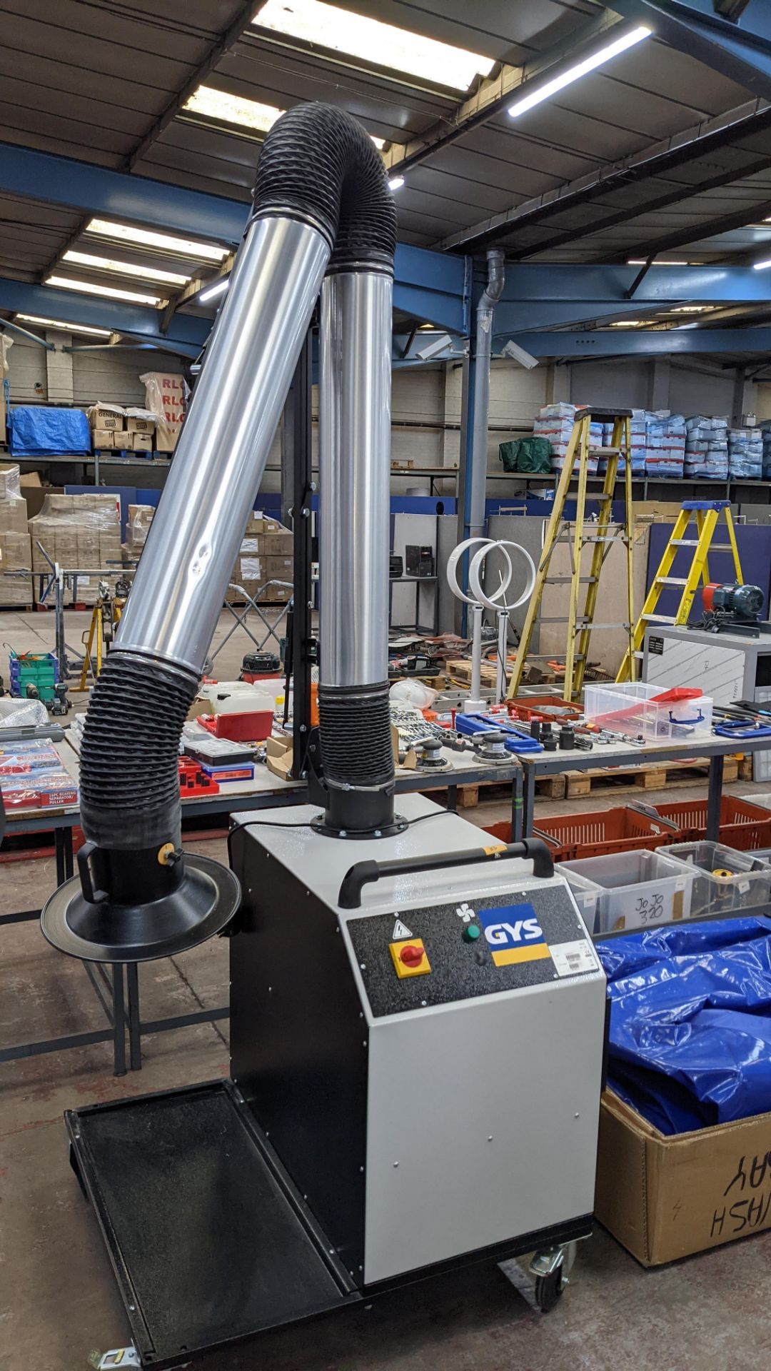 2019 GYS EVO 2000T 150 GYS mobile fume extractor - Image 4 of 12