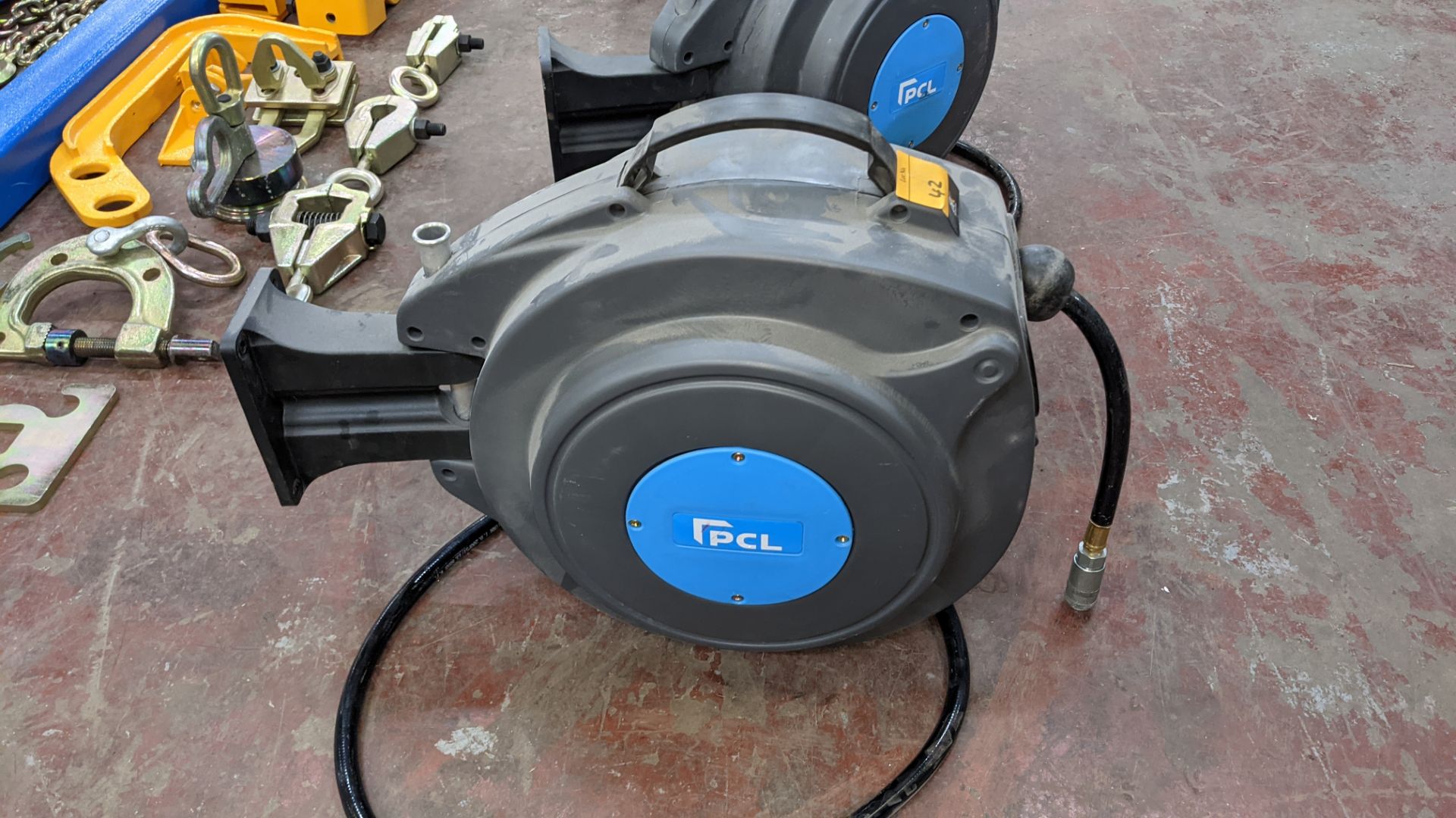 PCL wall mountable air line on dispensing reel - Image 4 of 8