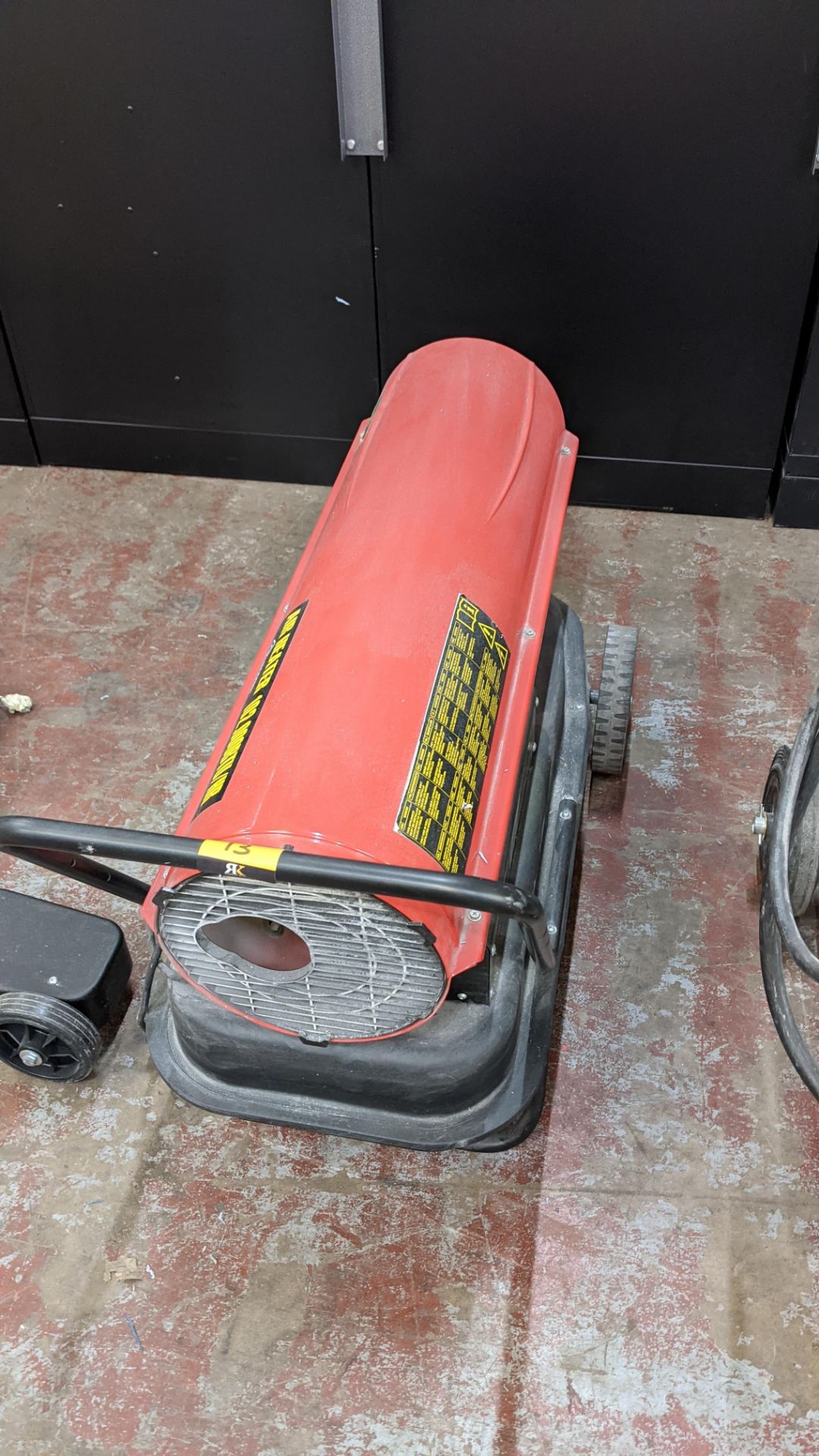 Industrial space heater, 102,000 BTU/HR. Diesel powered - Image 4 of 11