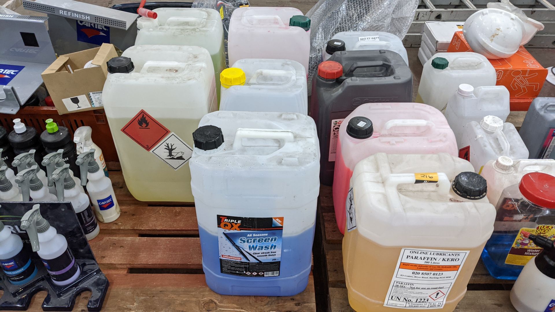 9 off assorted large drums of automotive related fluids, e.g. lubricant, screen wash, shampoo, antif - Image 2 of 15