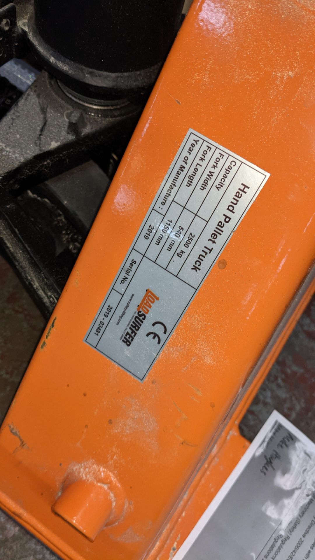 Load surfer 2500kg Euro pallet truck including EC declaration of conformity - Image 3 of 6