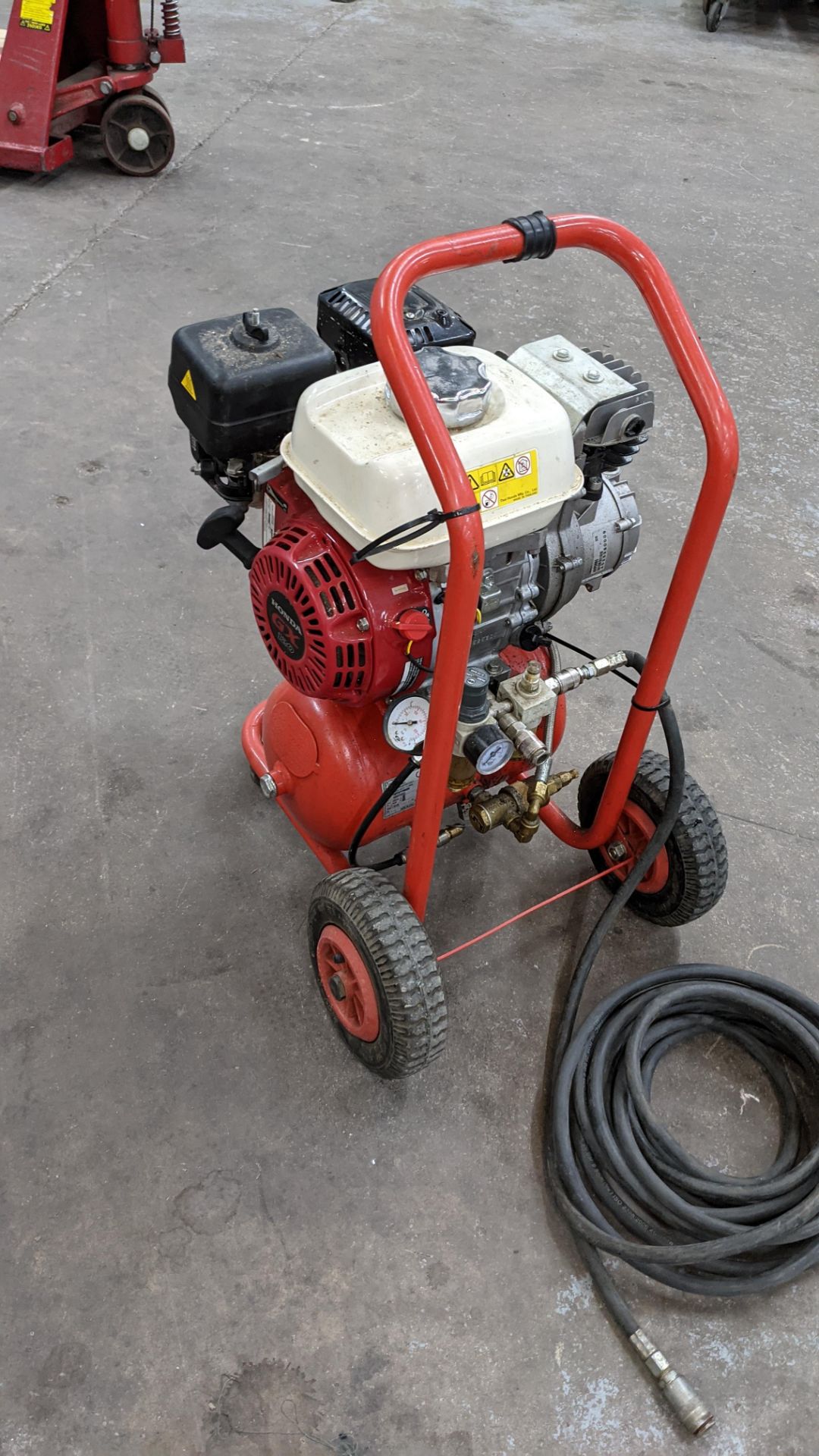 Fini Pioneer MK236 Honda powered petrol compressor - Image 9 of 21