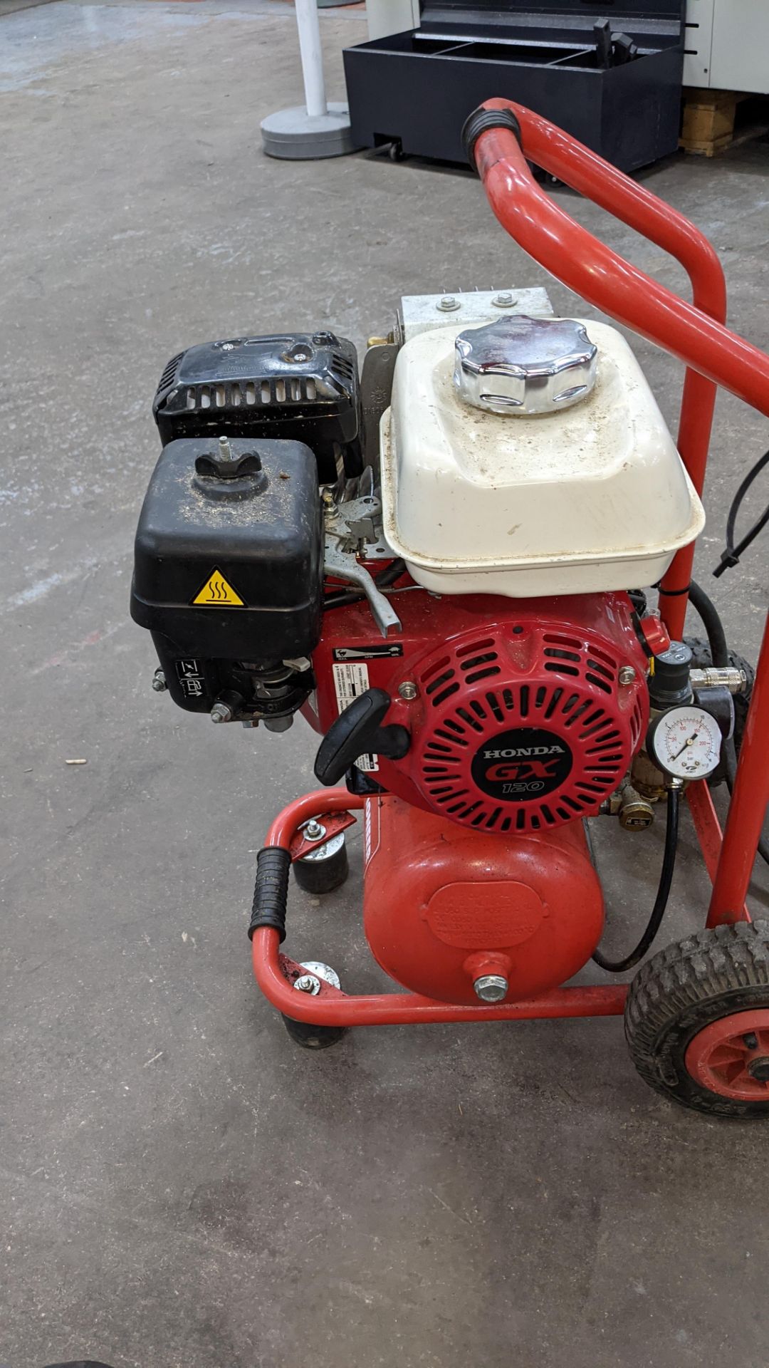 Fini Pioneer MK236 Honda powered petrol compressor - Image 19 of 21