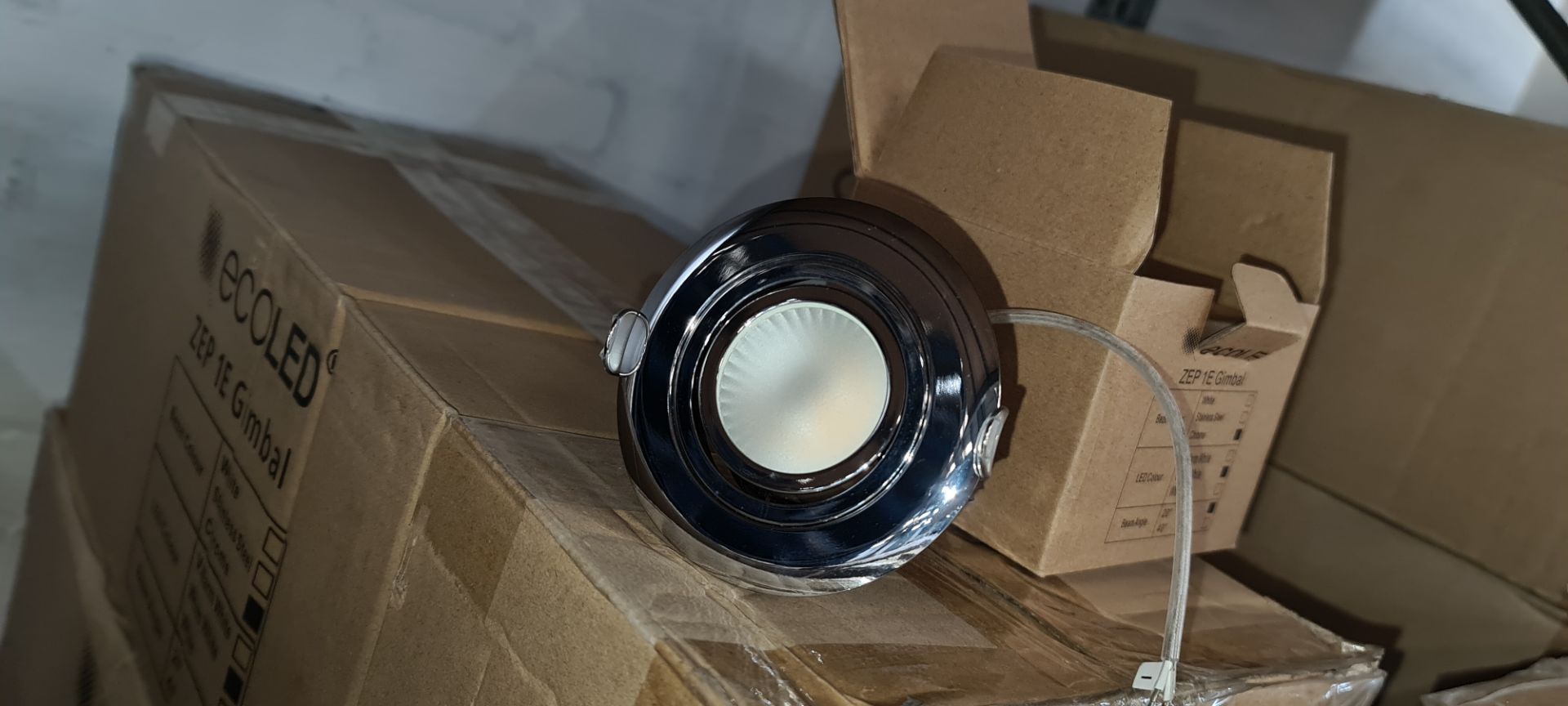 40 off EcoLED ZEP1E adjustable LED downlights in chrome finish, produced in cast aluminium, tilting/ - Image 6 of 10