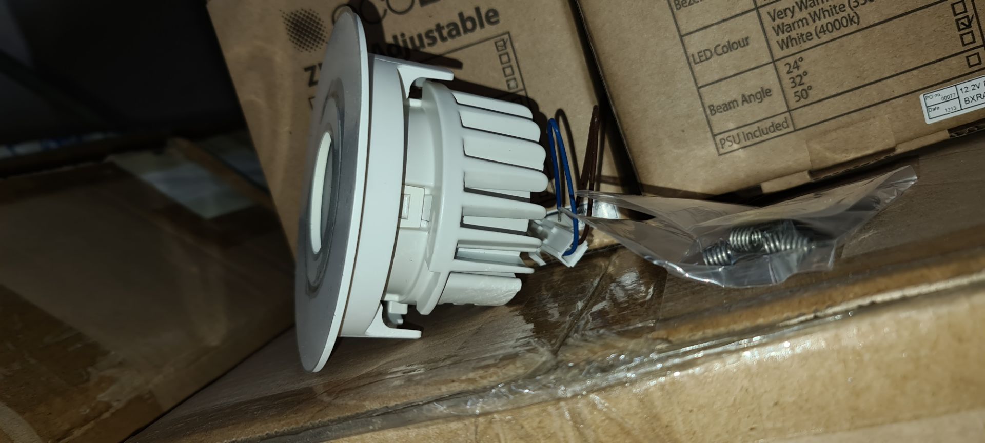 26 off EcoLED ZEP2 fixed white downlights, 4000K, model Z2-F-W-10-40-80-45-D4 - 2 boxes & 6 individu - Image 3 of 10