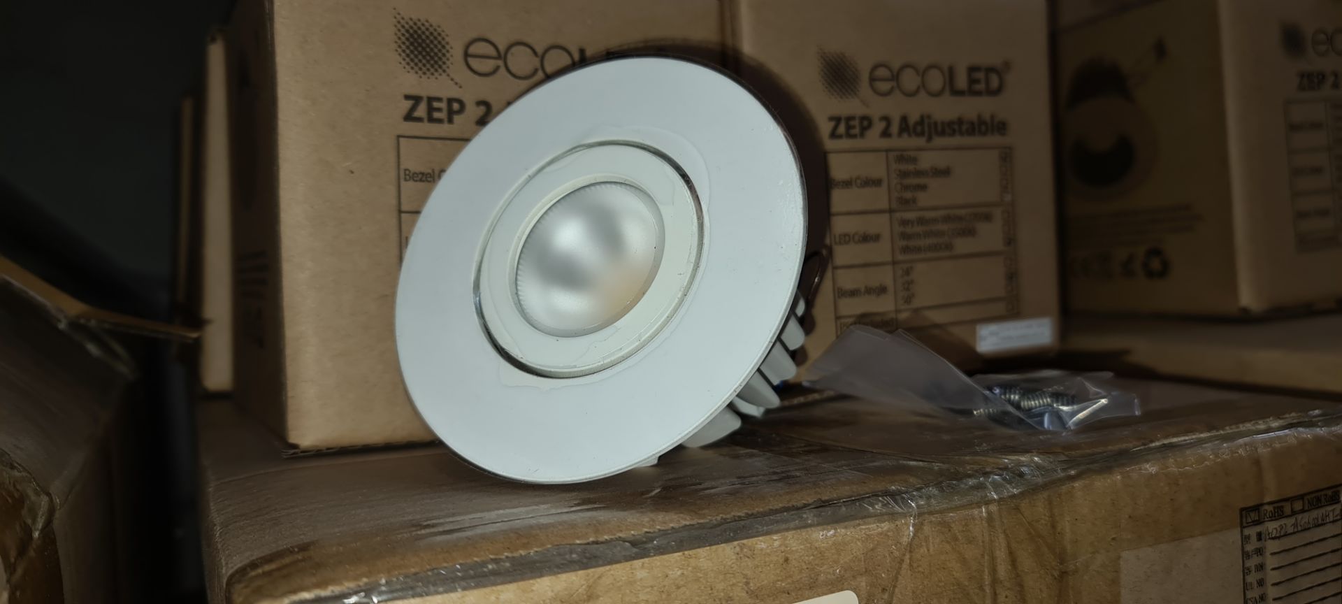 26 off EcoLED ZEP2 fixed white downlights, 4000K, model Z2-F-W-10-40-80-45-D4 - 2 boxes & 6 individu - Image 6 of 10