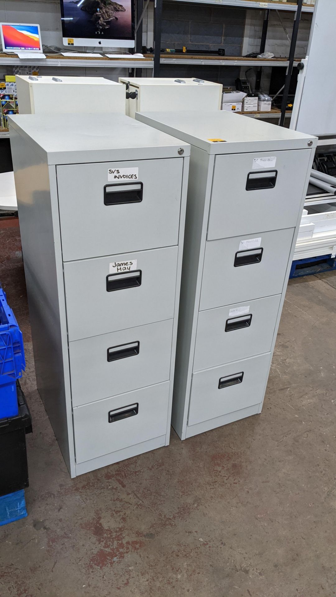 2 off pale grey 4-drawer metal filing cabinets - Image 5 of 7