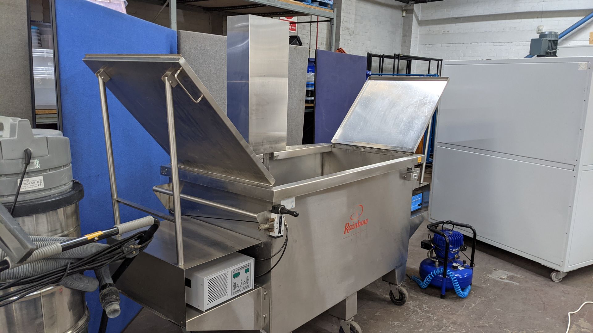 Large Stainless Steel Ultrasonic Cleaning Tank: Morantz Super Mighty One - Image 15 of 25