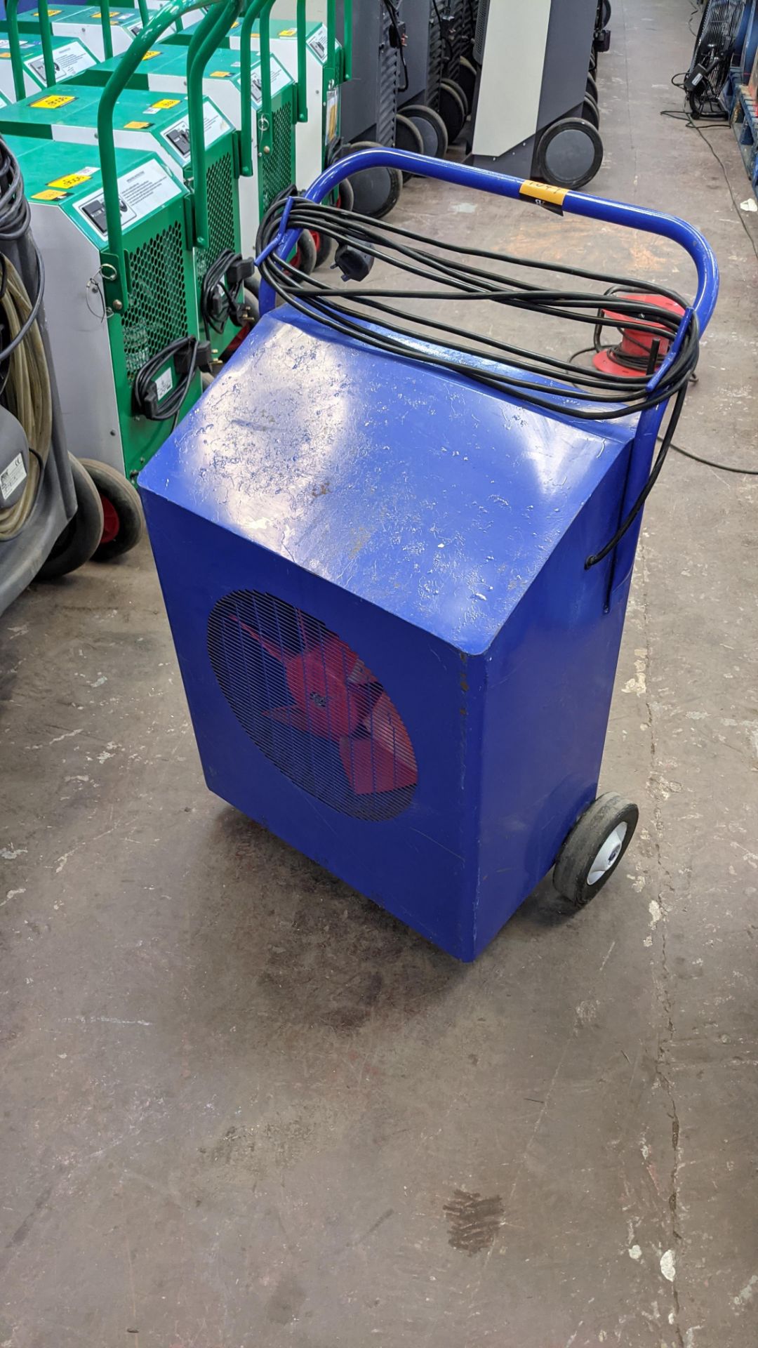 Blue mobile dryer