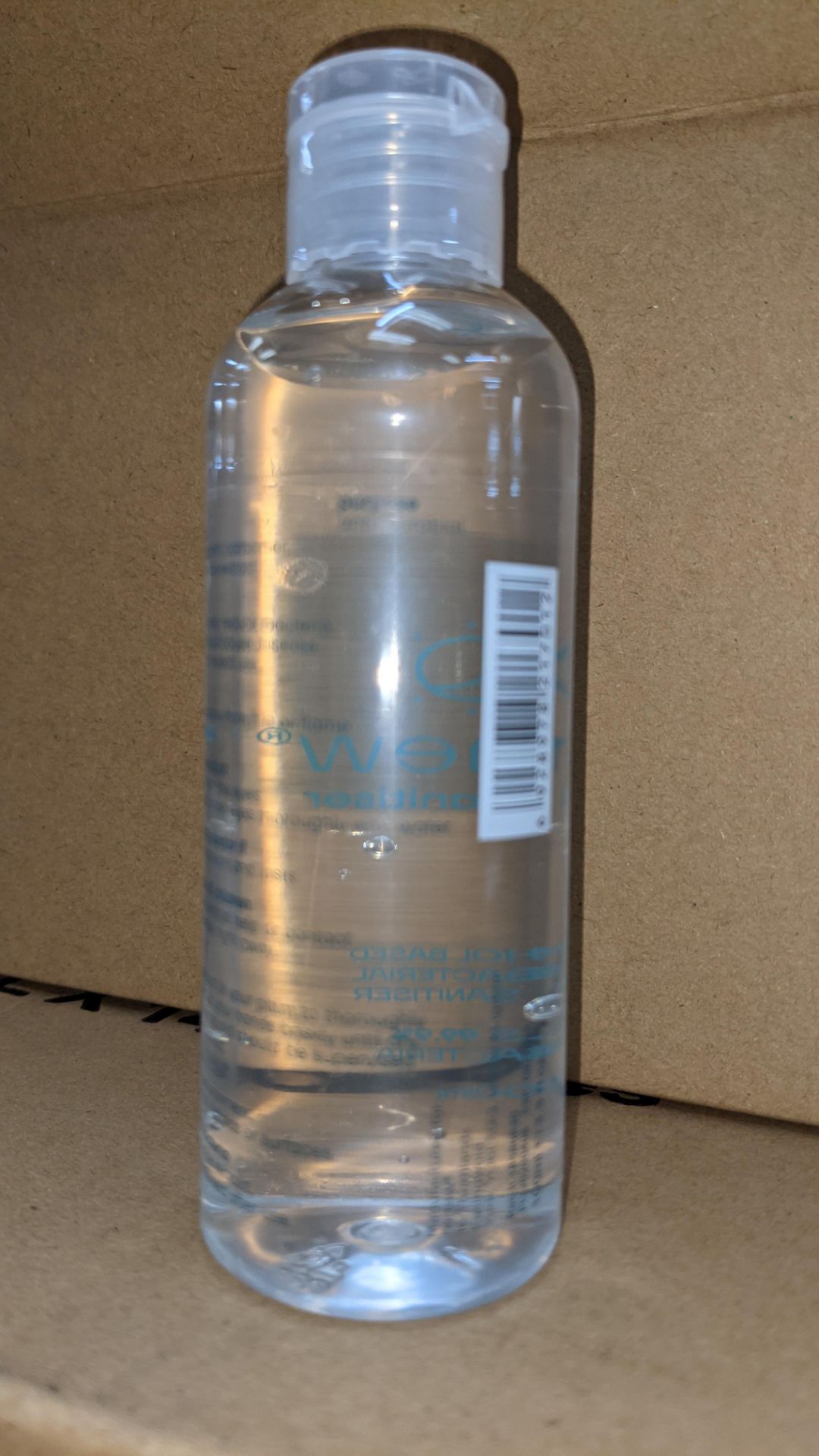 4,320 bottles of Renew anti-bacterial alcohol based hand sanitiser. Each bottle holds 100ml. 75% e - Image 9 of 12