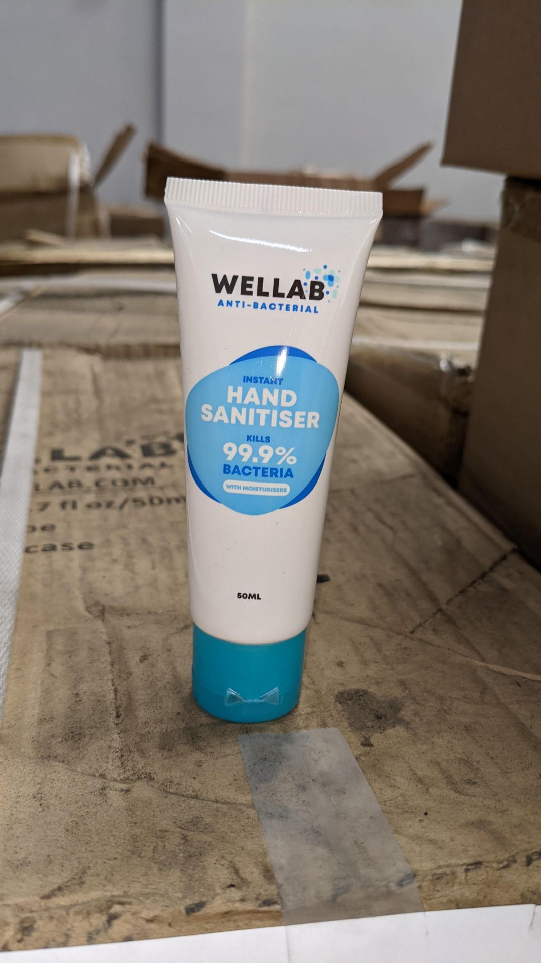 9,600 tubes of Wellab anti-bacterial alcohol based hand sanitiser. Each tube holds 50ml. 75% ethan - Image 6 of 8