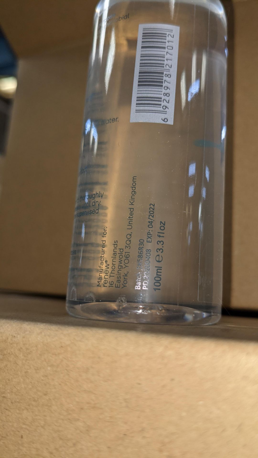 4,320 bottles of Renew anti-bacterial alcohol based hand sanitiser. Each bottle holds 100ml. 75% e - Image 11 of 11