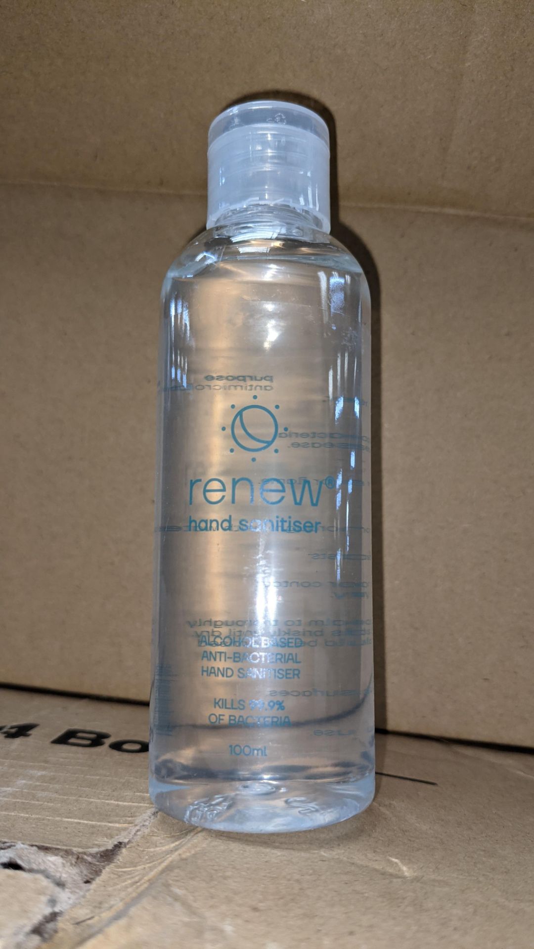 4,320 bottles of Renew anti-bacterial alcohol based hand sanitiser. Each bottle holds 100ml. 75% e - Image 5 of 9