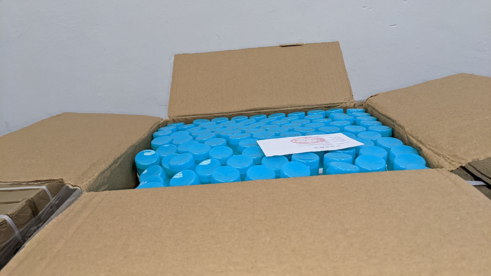 8,100 tubes of Wellab anti-bacterial alcohol based hand sanitiser. Each tube holds 50ml. 75% ethan - Image 9 of 9