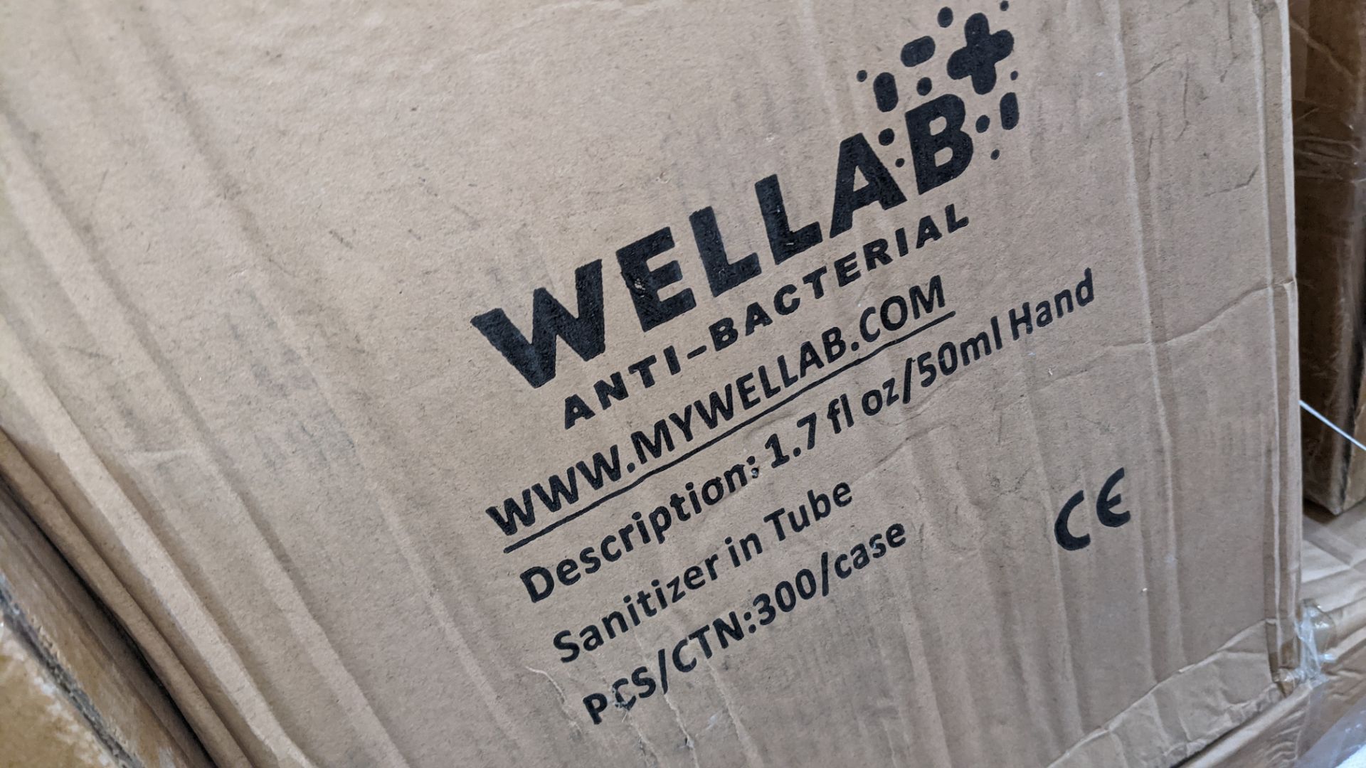 9,600 tubes of Wellab anti-bacterial alcohol based hand sanitiser. Each tube holds 50ml. 75% ethan - Image 4 of 10