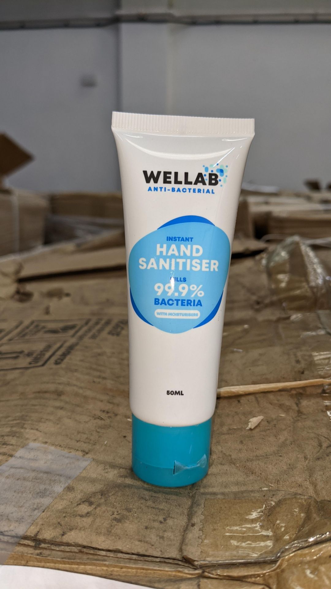 9,600 tubes of Wellab anti-bacterial alcohol based hand sanitiser. Each tube holds 50ml. 75% ethan - Image 6 of 8