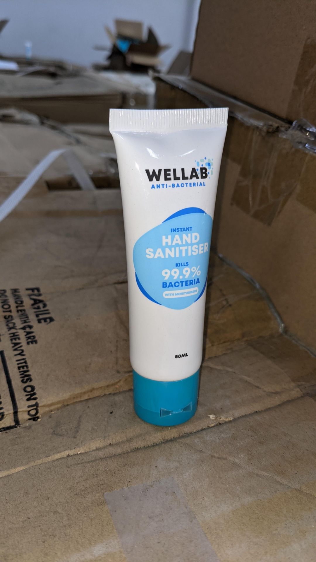 9,600 tubes of Wellab anti-bacterial alcohol based hand sanitiser. Each tube holds 50ml. 75% ethan - Image 6 of 8