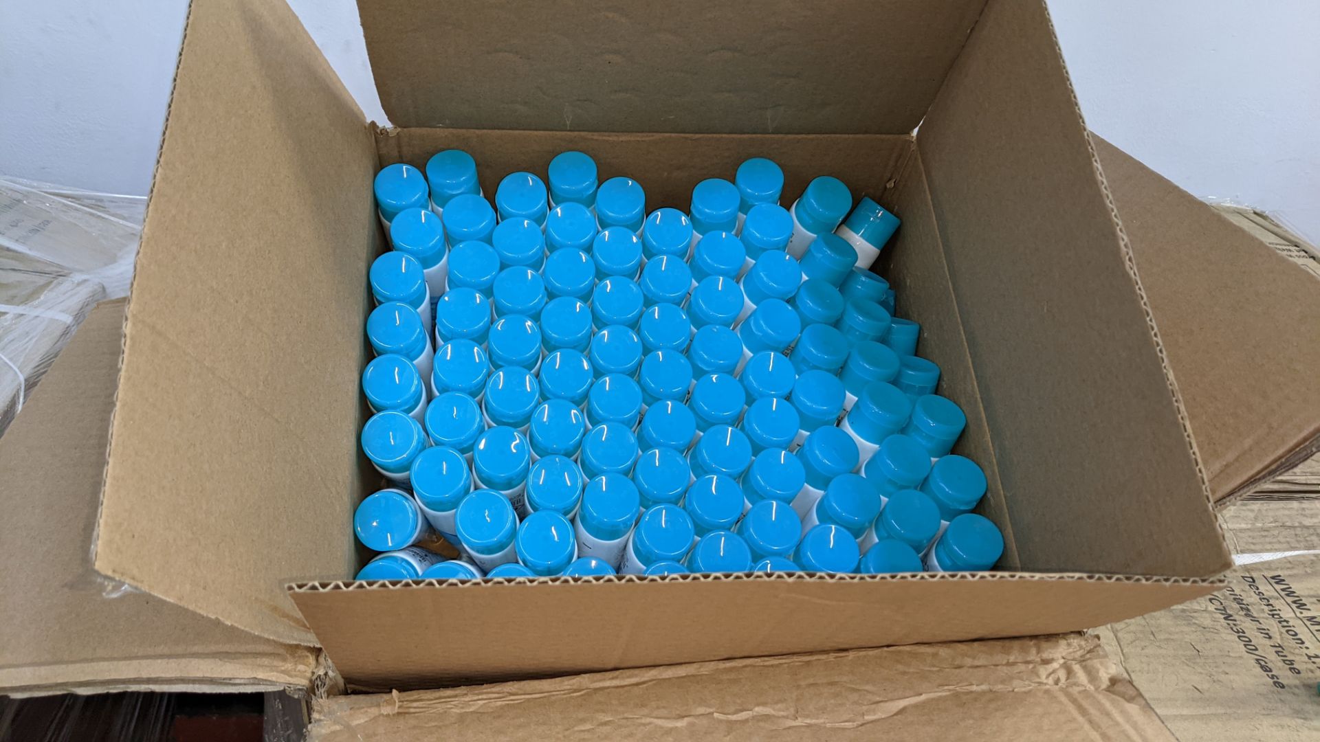 9,600 tubes of Wellab anti-bacterial alcohol based hand sanitiser. Each tube holds 50ml. 75% ethan - Image 10 of 10