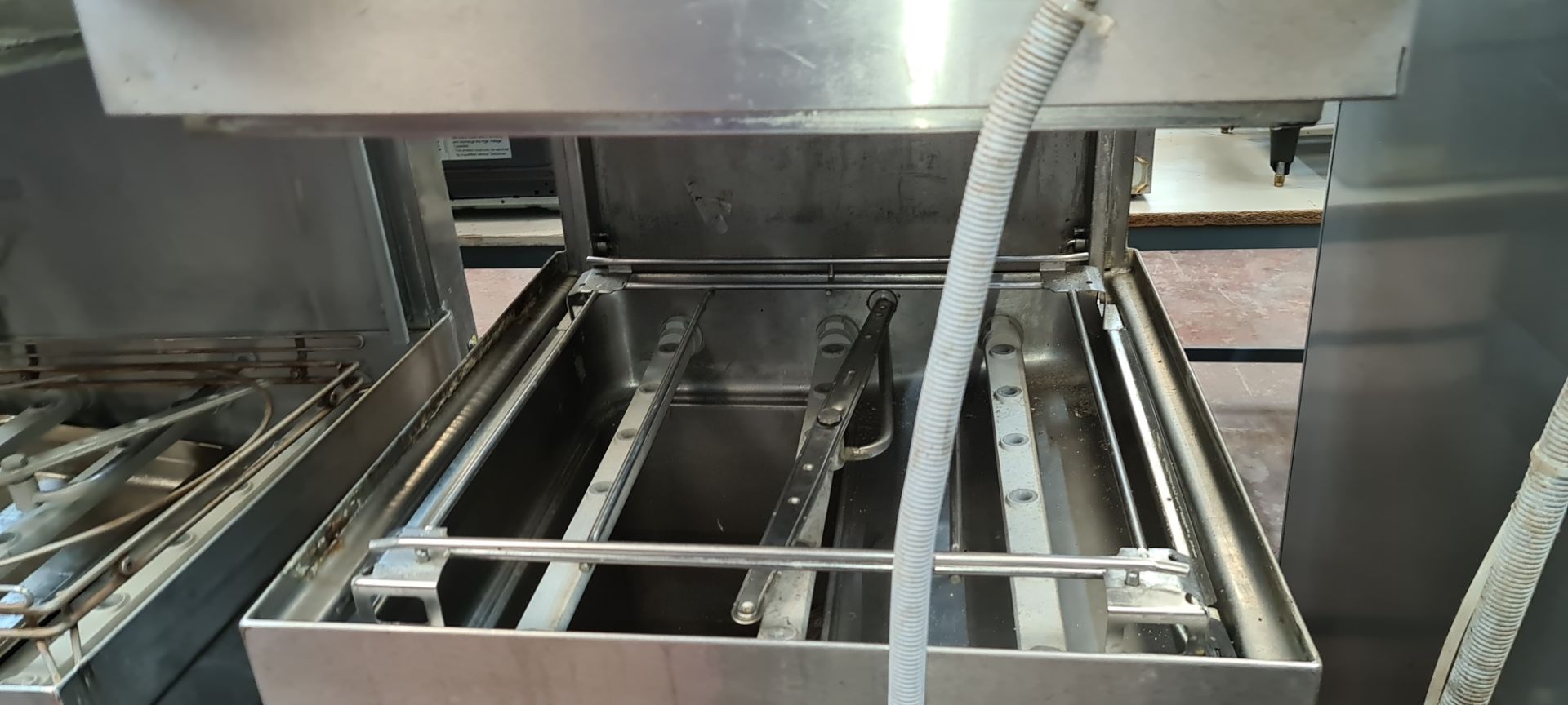 Winterhalter model GS502 stainless steel pass through commercial dishwasher - Image 3 of 3