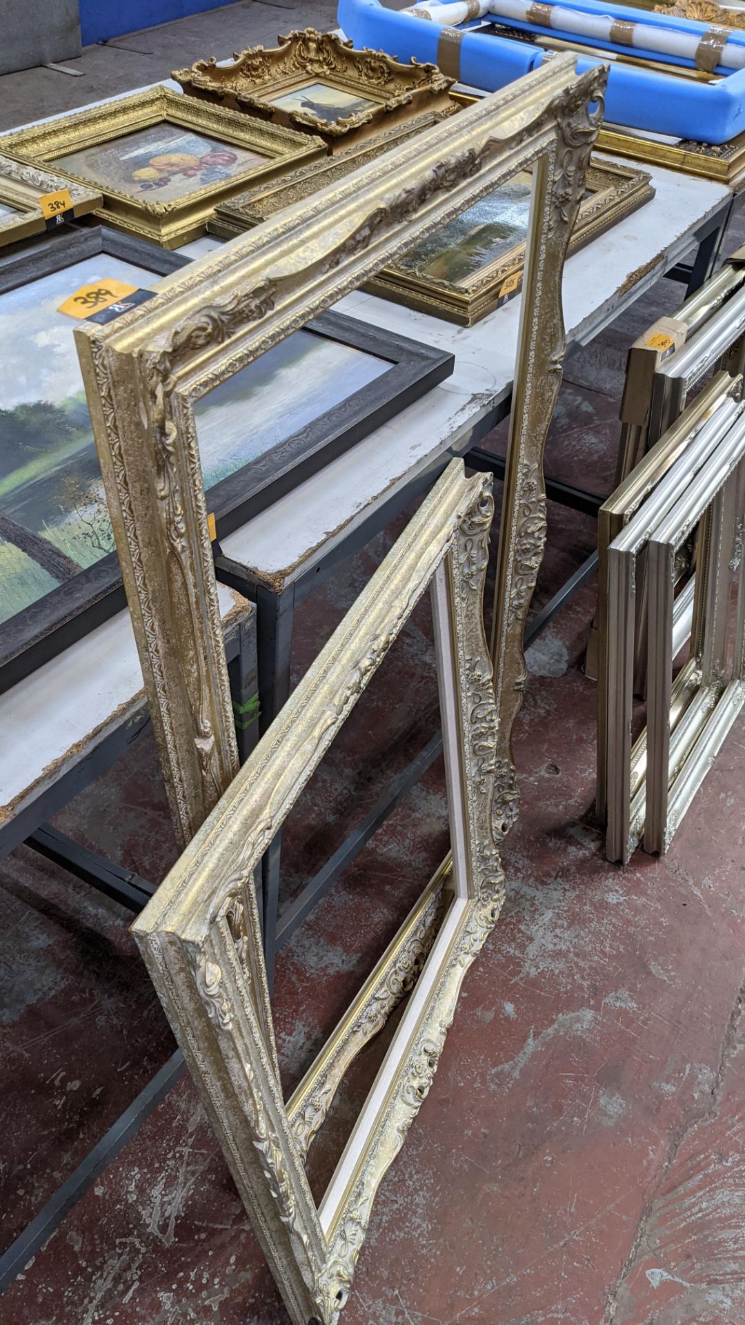 2 off traditional style picture frames, one measuring 730mm x 1120mm and the other measuring 665mm x - Image 3 of 6