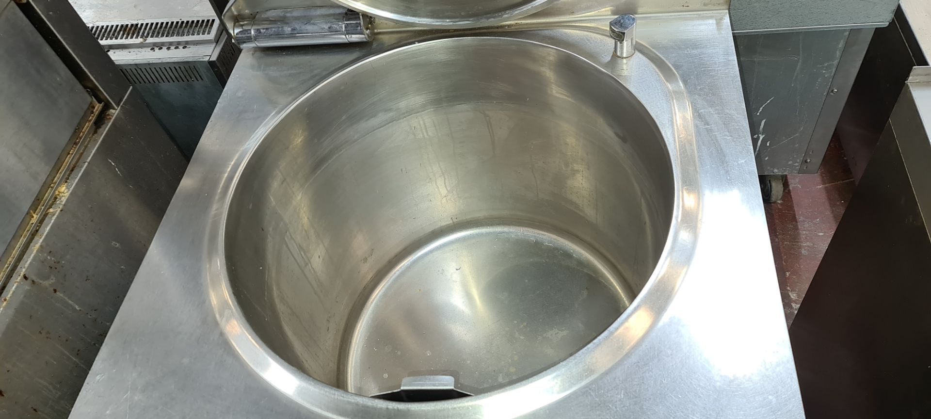 Stainless steel floor standing large pressure cooker system - Image 3 of 4
