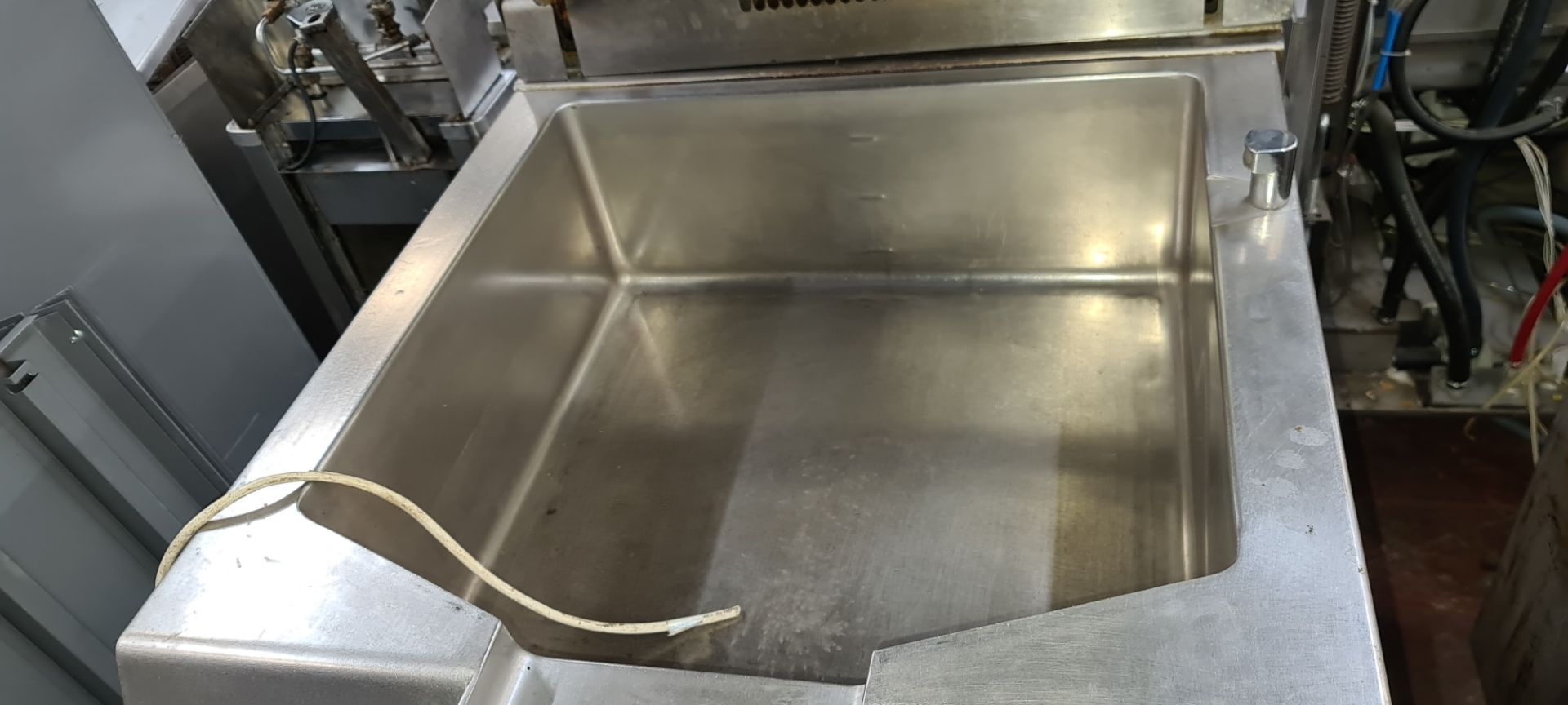 Stainless steel large commercial bratt pan - Image 2 of 4