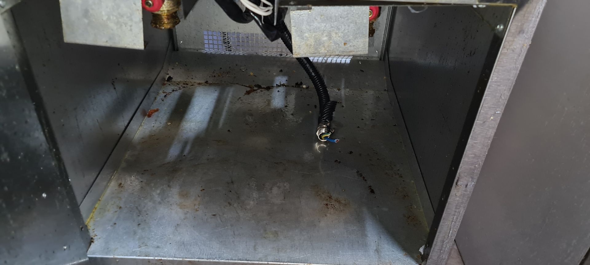 Falcon floor standing twin well deep fat fryer model E3862 - Image 6 of 6