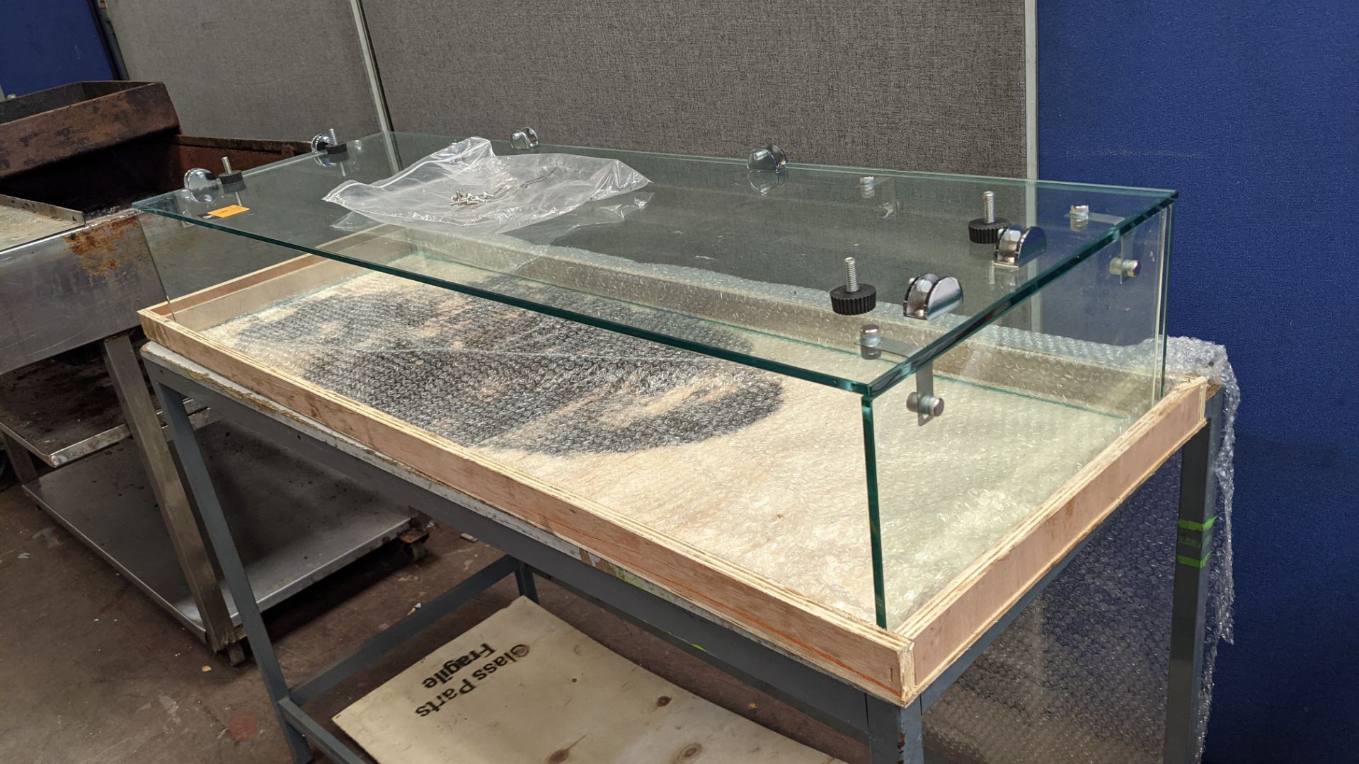 Glass panels & fixings to form countertop display unit - Image 3 of 8