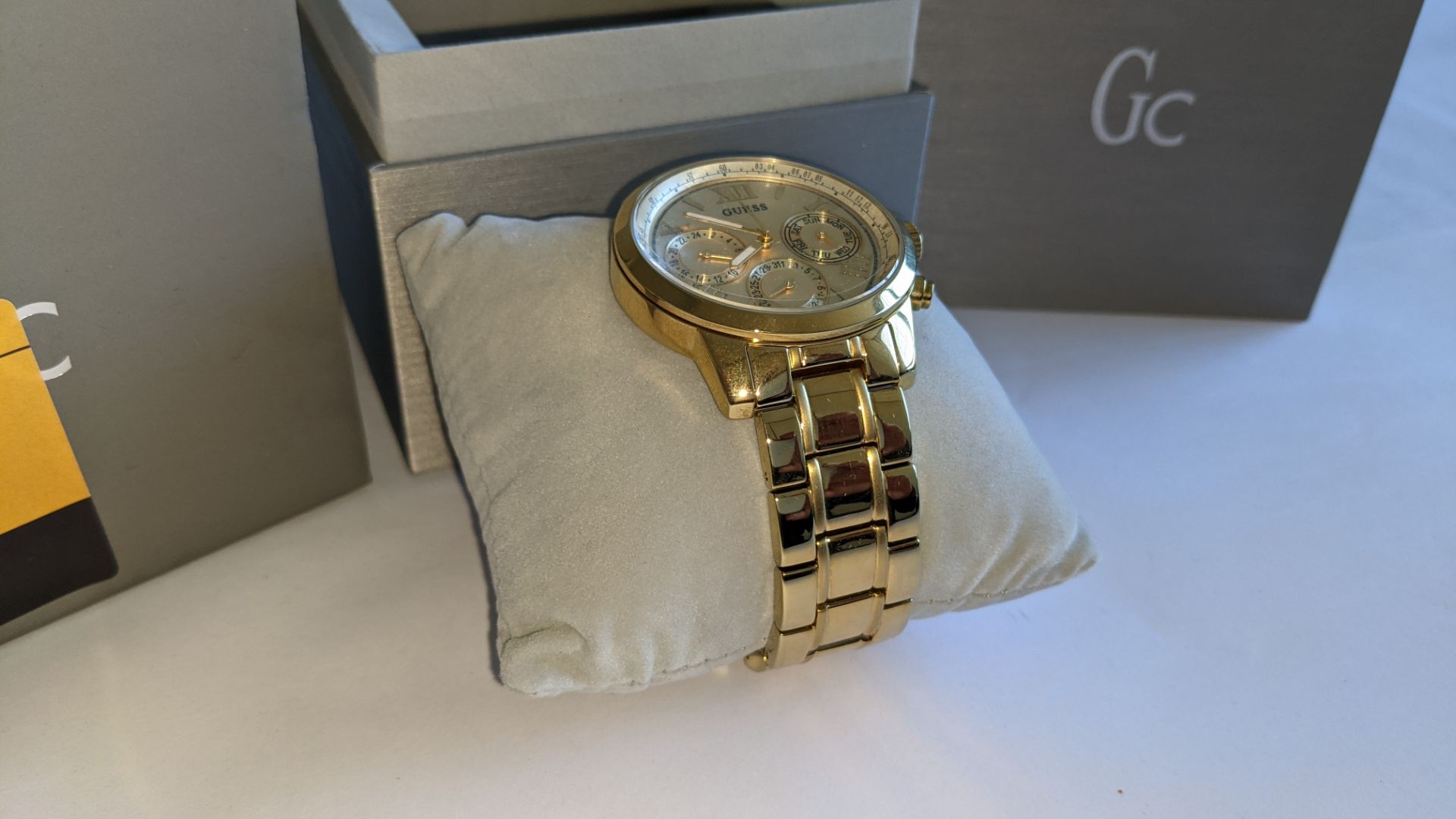 Guess stainless steel gold coloured watch with Japanese movement, product code W0330L1, water resist - Image 5 of 19