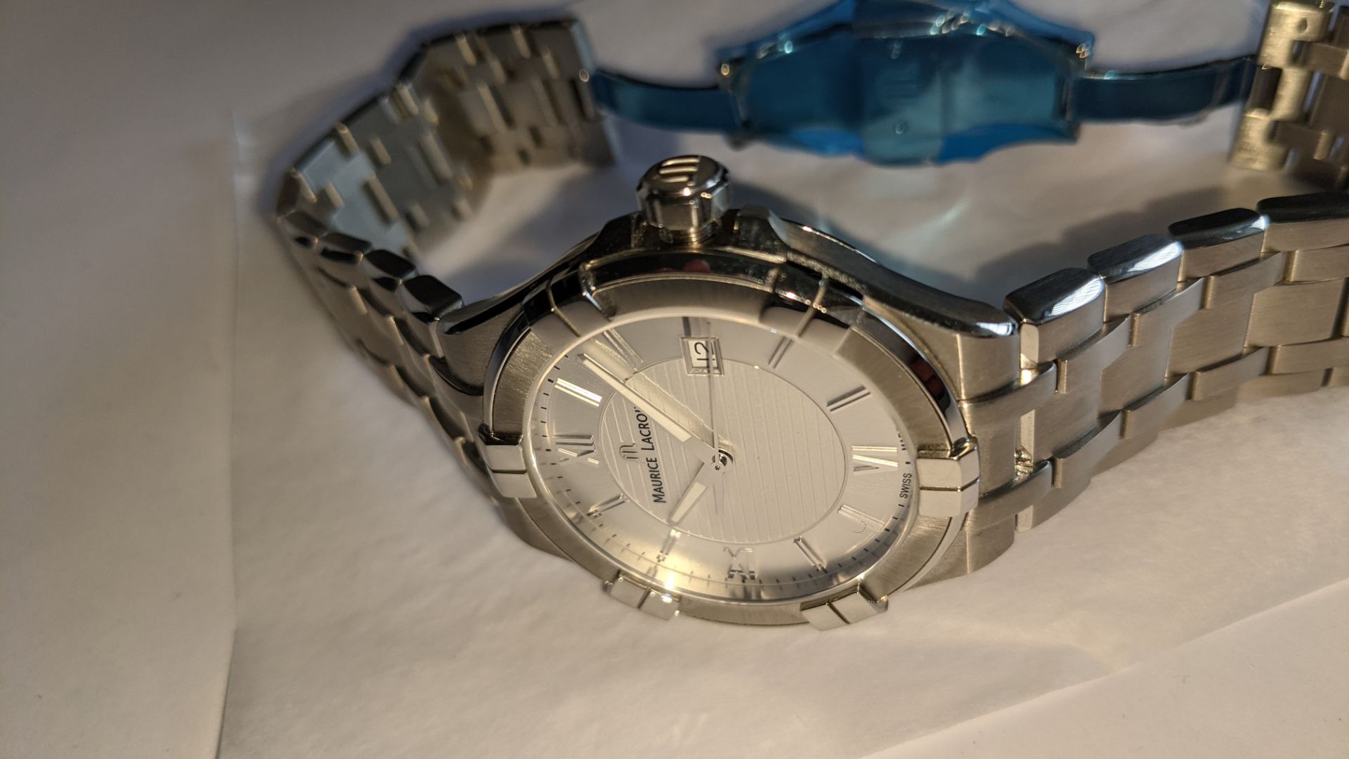 Maurice Lacroix stainless steel watch on stainless steel bracelet. Water resistant 100M. Engraved A - Image 8 of 20