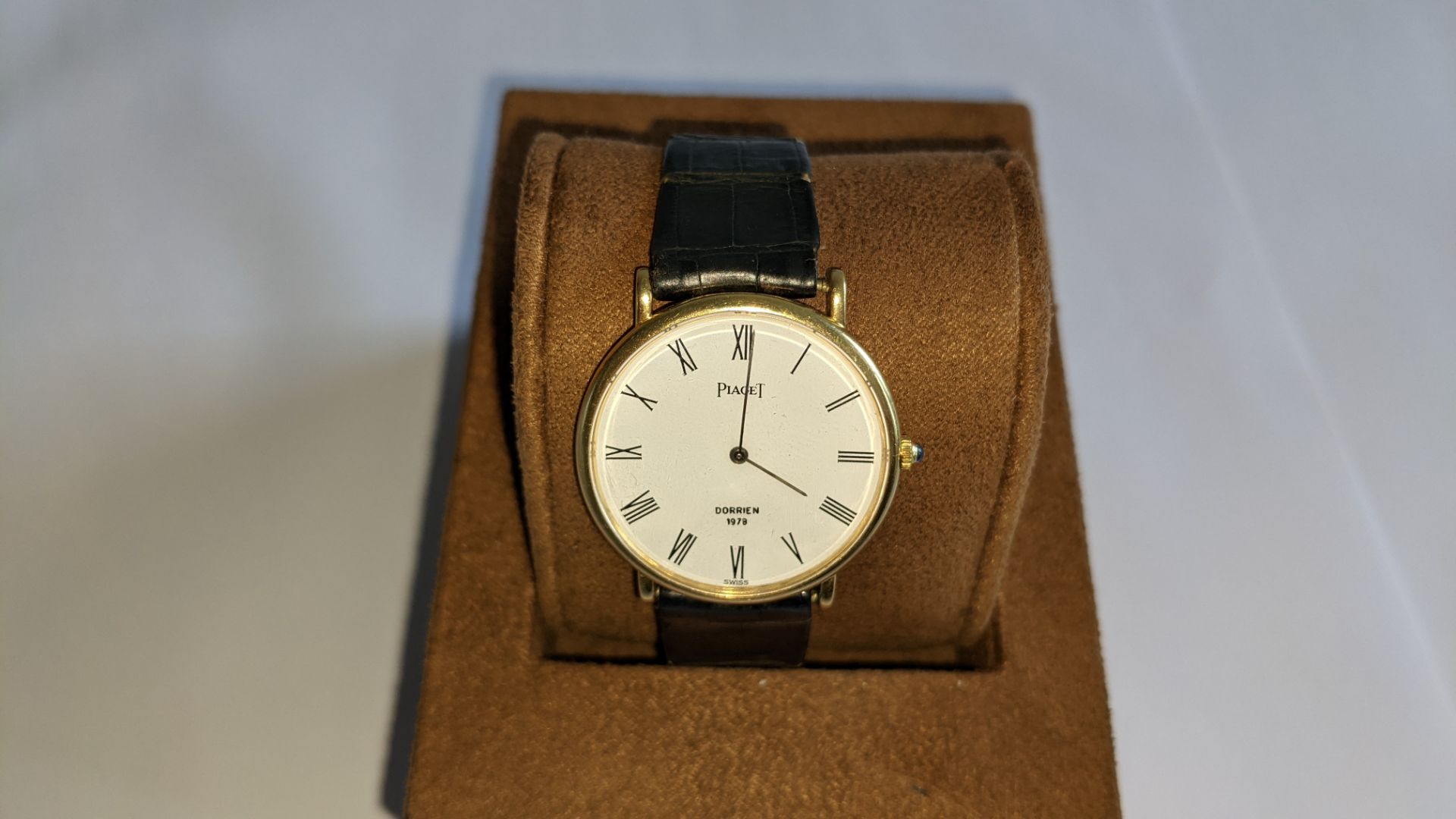 Piaget vintage yellow gold watch on leather strap. Priced (used) at £1,595. It appears to be in yell - Image 13 of 14