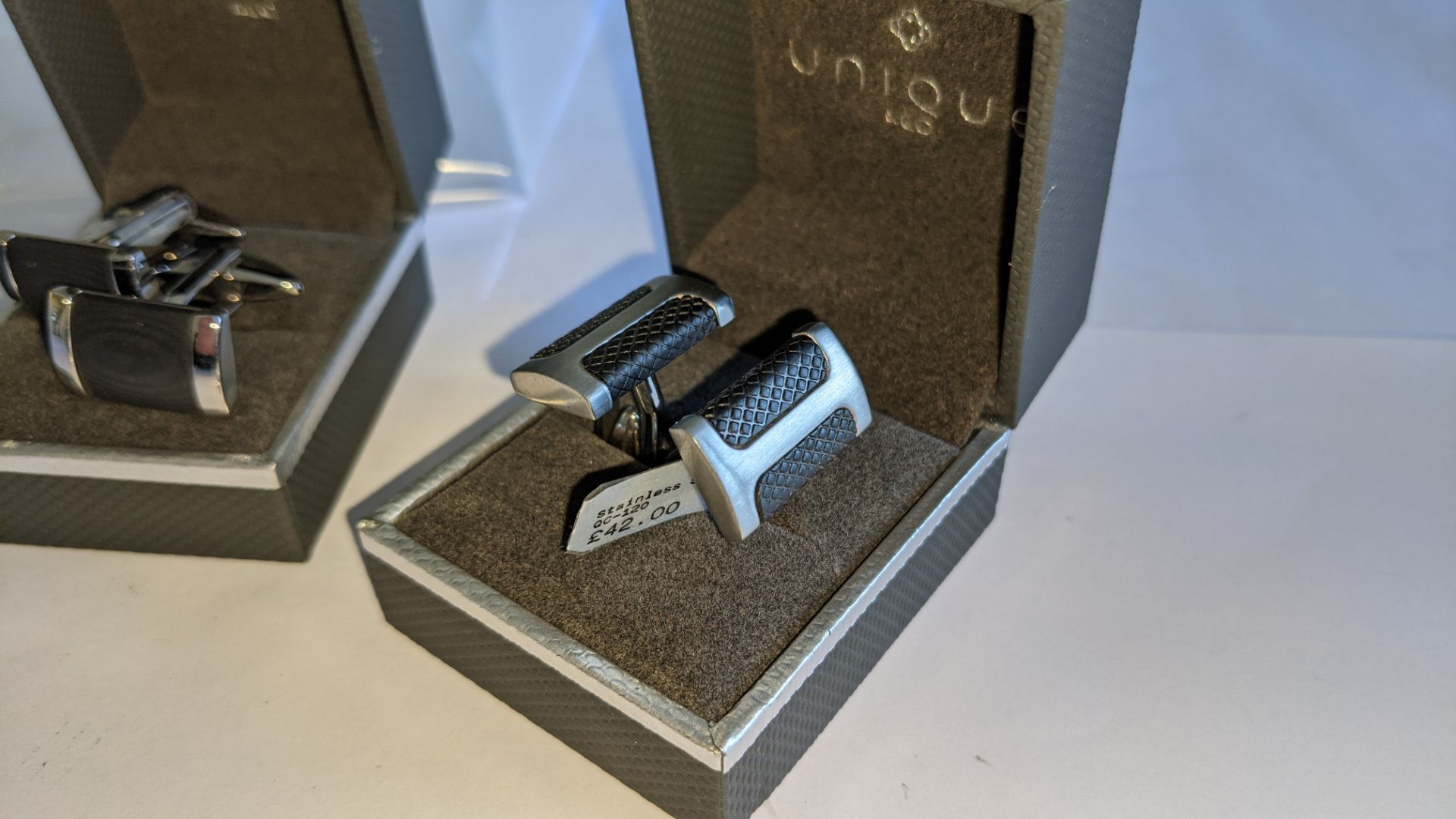 5 assorted pairs of cufflinks, some of which include boxes, typically in stainless steel, with RRP r - Image 8 of 16