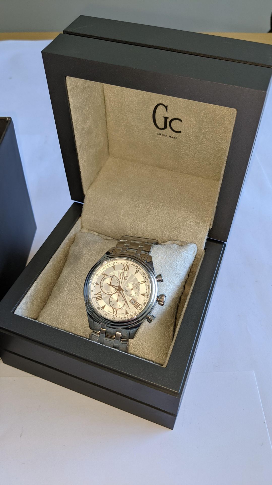 GC (Guess Collection) watch with GC branded box, product code Y04006G1, 100M water resistant, in sta - Image 5 of 17