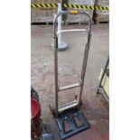 Adjustable folding trolley