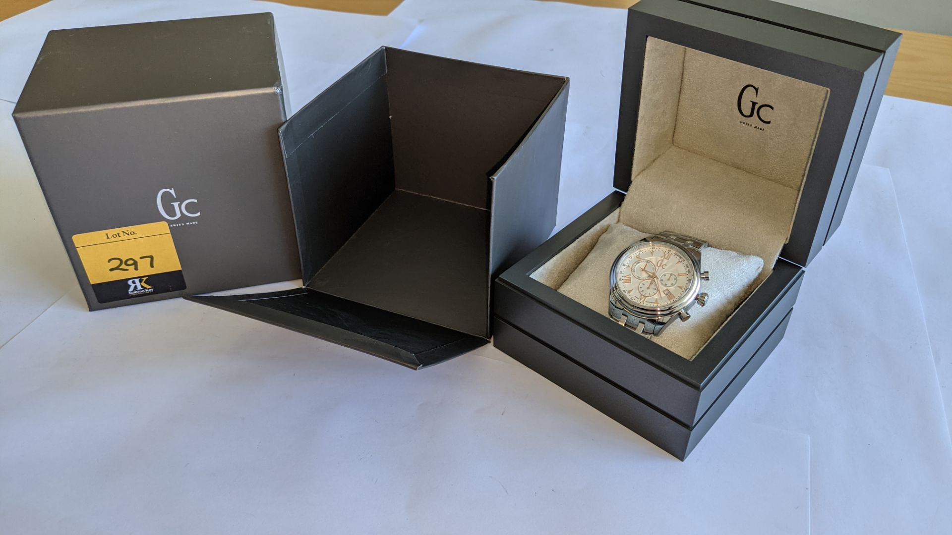 GC (Guess Collection) watch with GC branded box, product code Y04006G1, 100M water resistant, in sta - Image 2 of 17