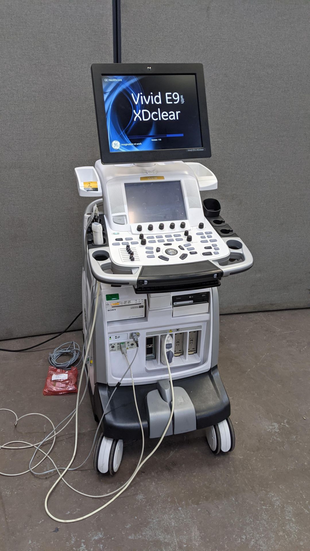 General Electric Vivid E9 cardiovascular ultrasound system. - Image 6 of 66