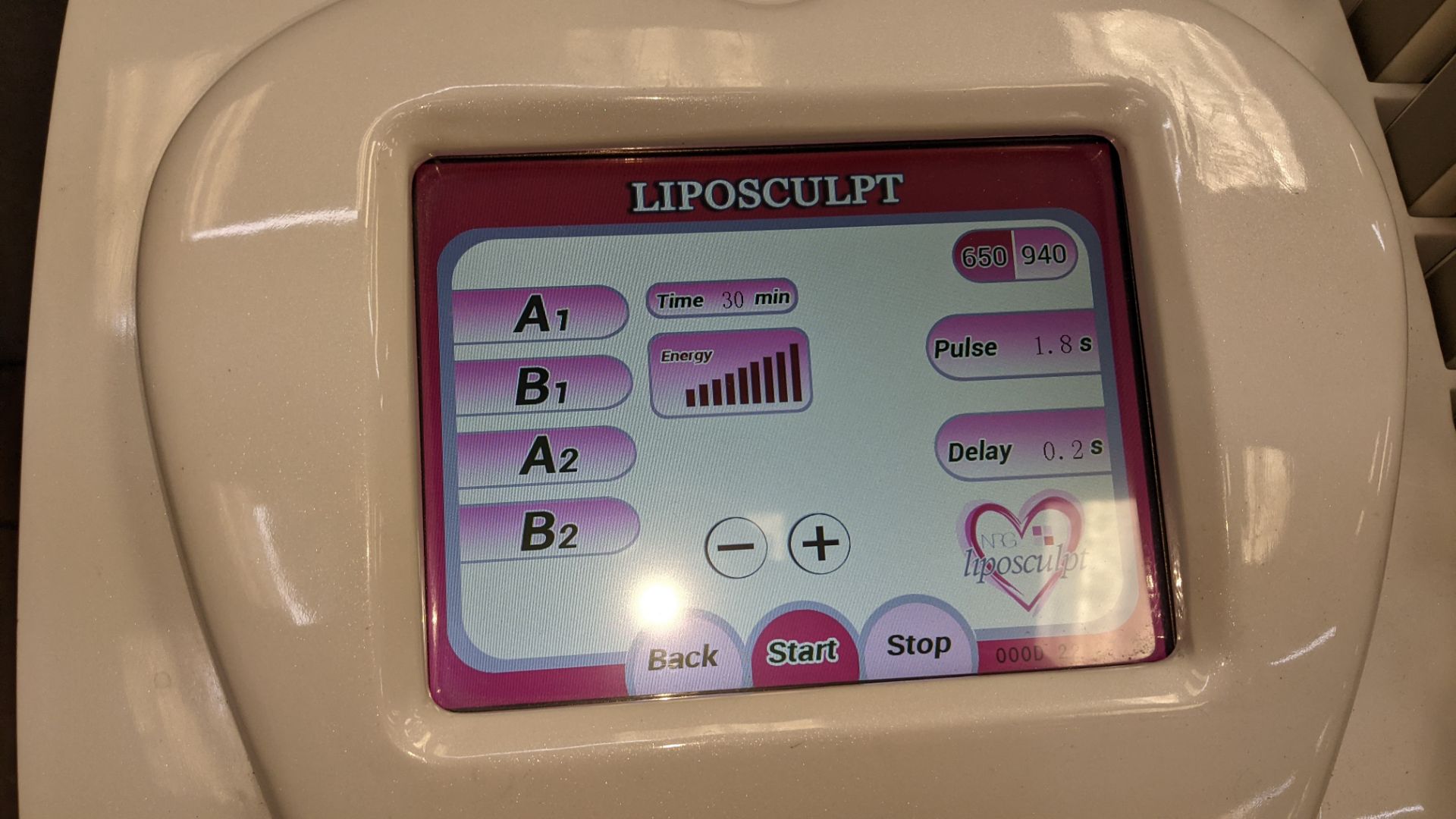 LipoSculpt Pro 136 laser fat reduction system on dedicated cart - Image 10 of 27