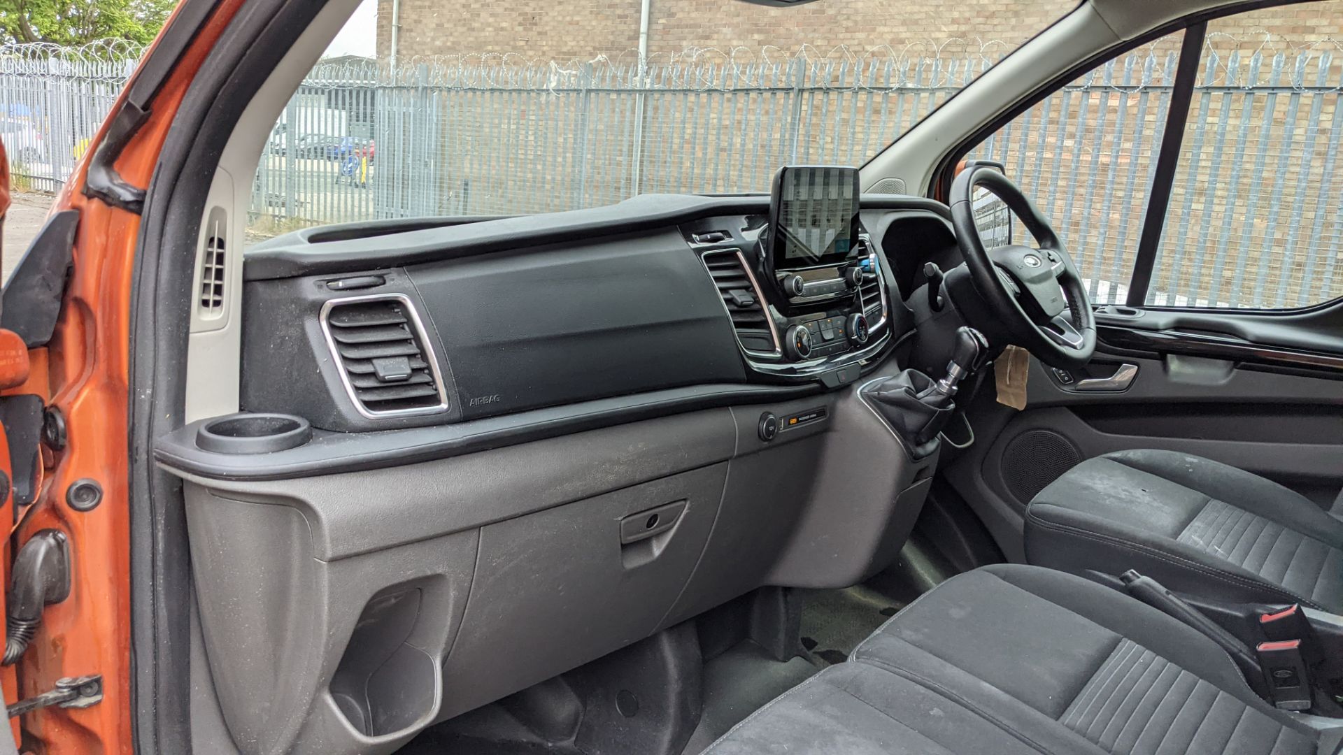 2019 Ford Transit Custom 300 L2 van, Orange Glow. High spec: Heated seats, air con, parking sensors - Image 40 of 66