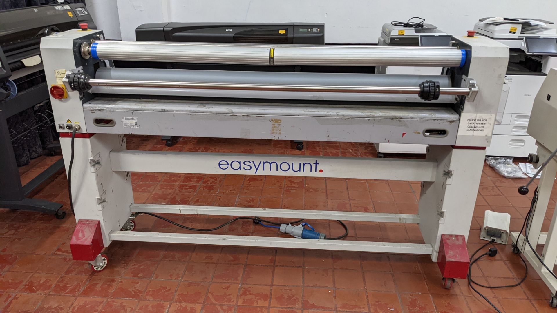 easymount model EM-1600 SHW wide format laminator by Vivid Laminating Technologies - Image 8 of 8