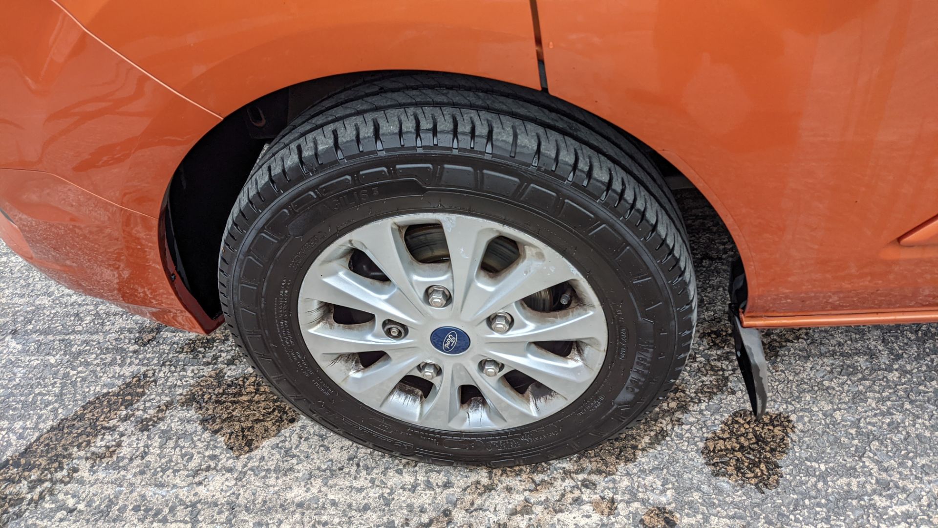 2019 Ford Transit Custom 300 L2 van, Orange Glow. High spec: Heated seats, air con, parking sensors - Image 27 of 66