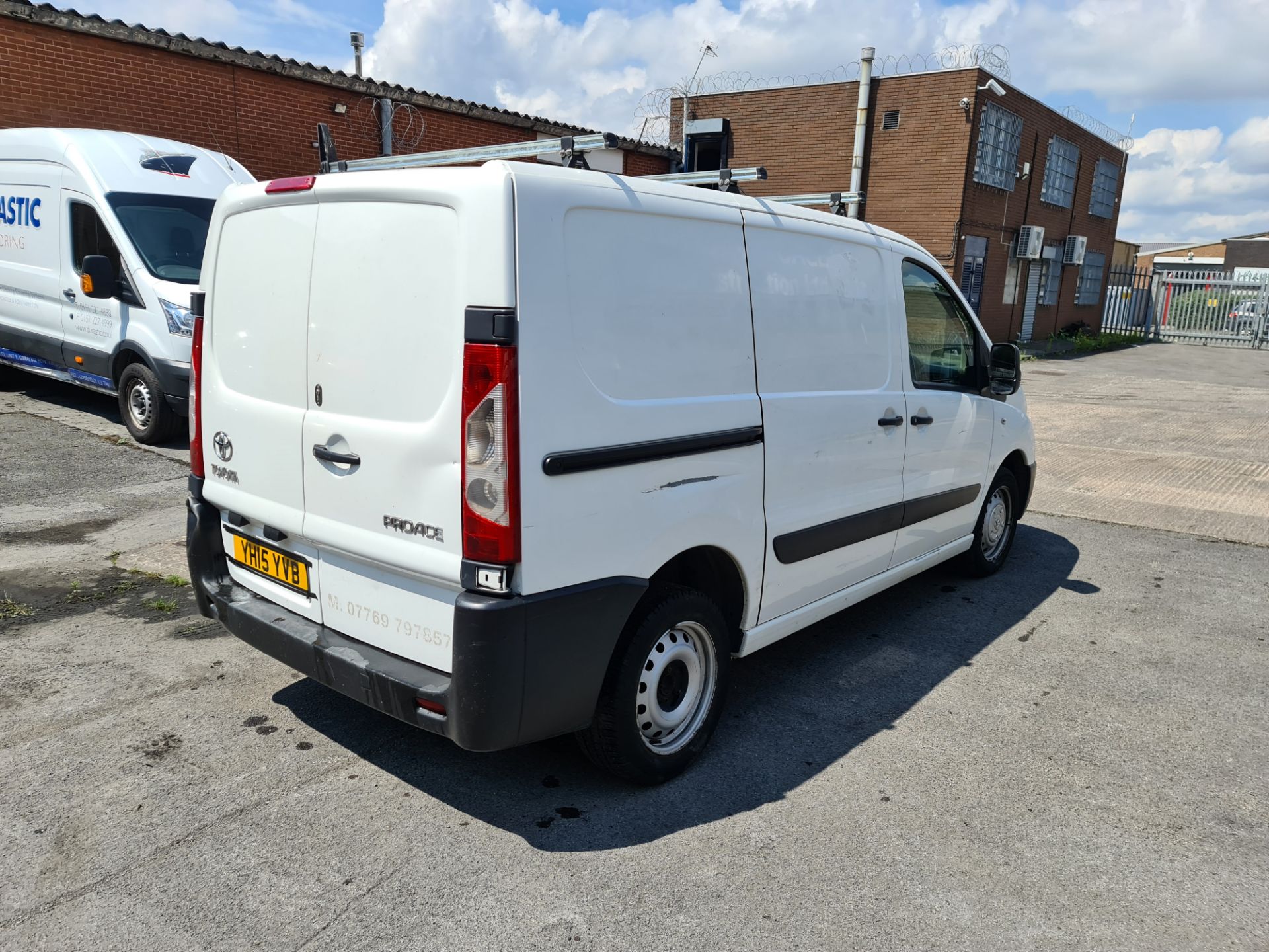 2015 Toyota Proace 1200 L1H1 HDi panel van - Image 5 of 42