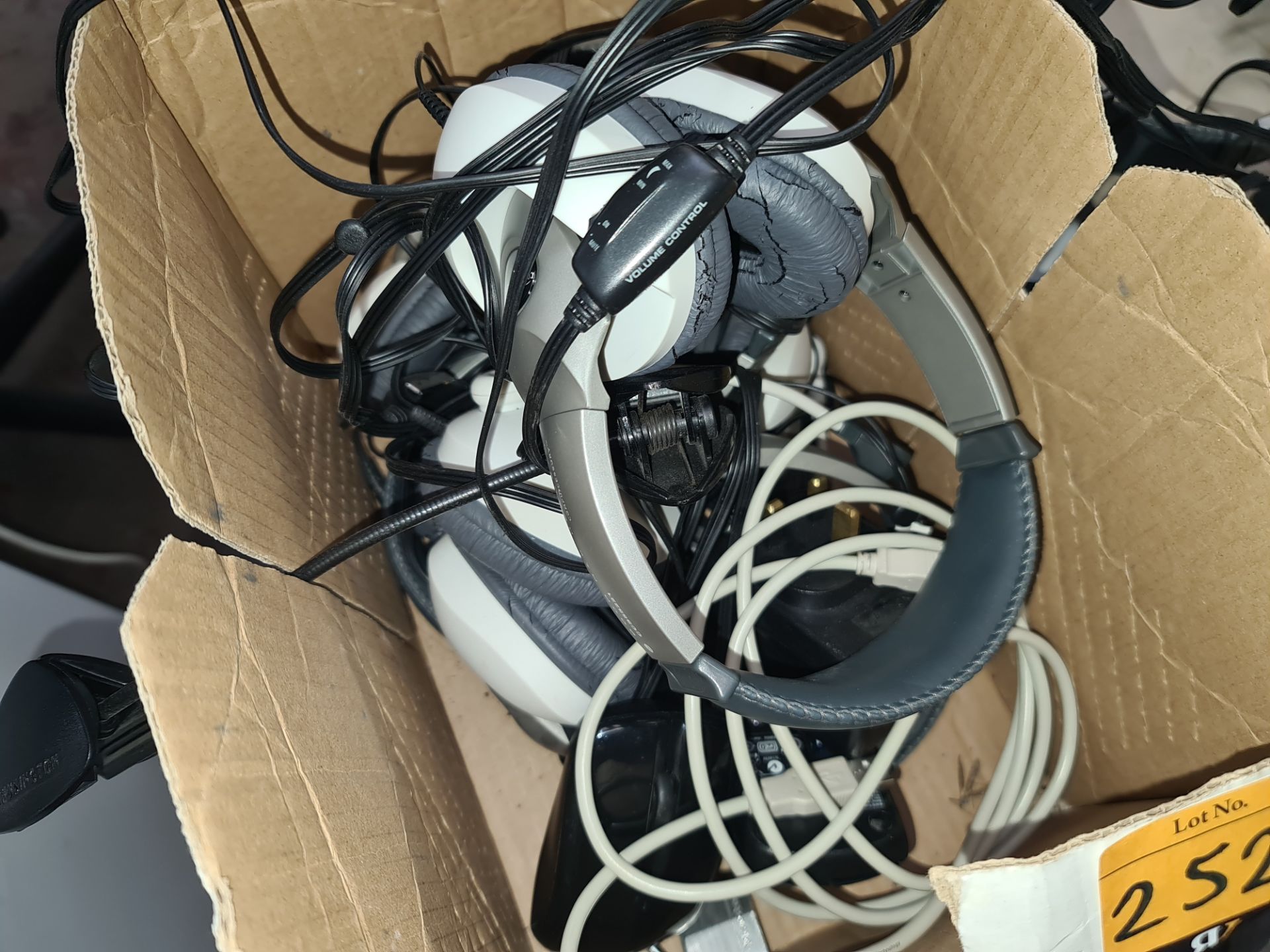 7 off Compucessory boom mic headsets plus other IT related items - Image 7 of 7