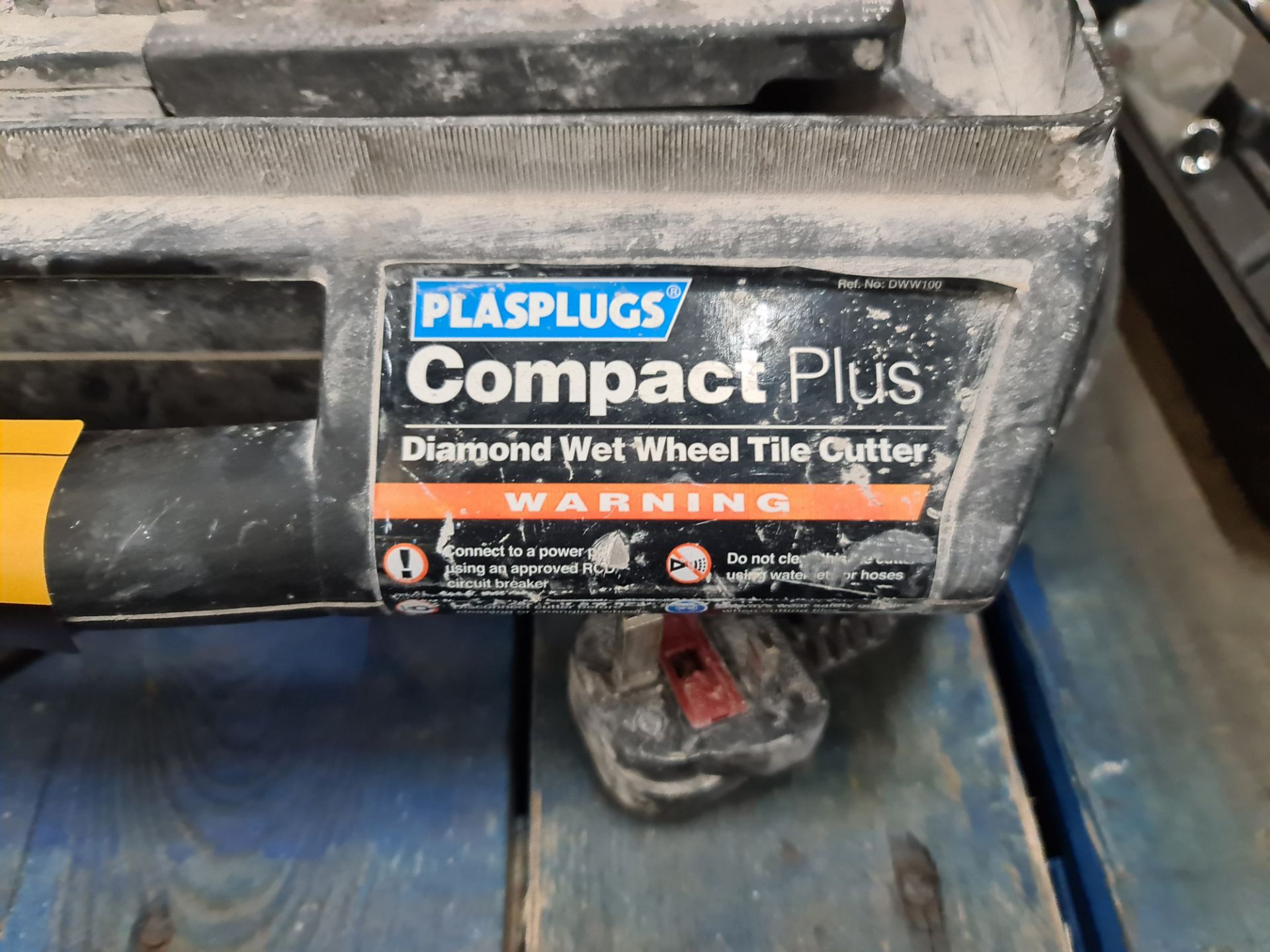 Plasplugs compact plus diamond wet wheel tyre cutter - Image 4 of 4