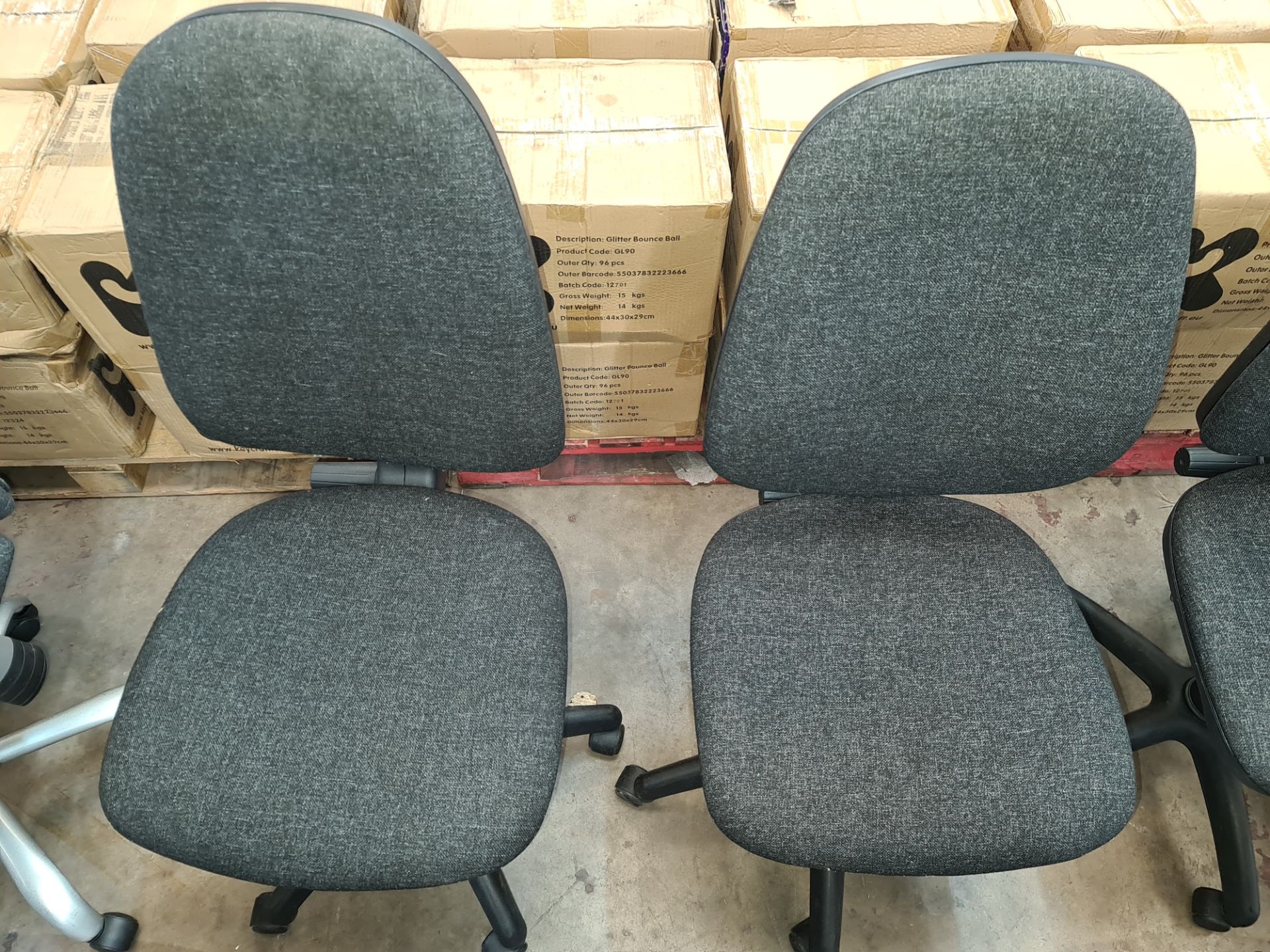 4 off dark grey/charcoal operators' chairs - Image 3 of 4