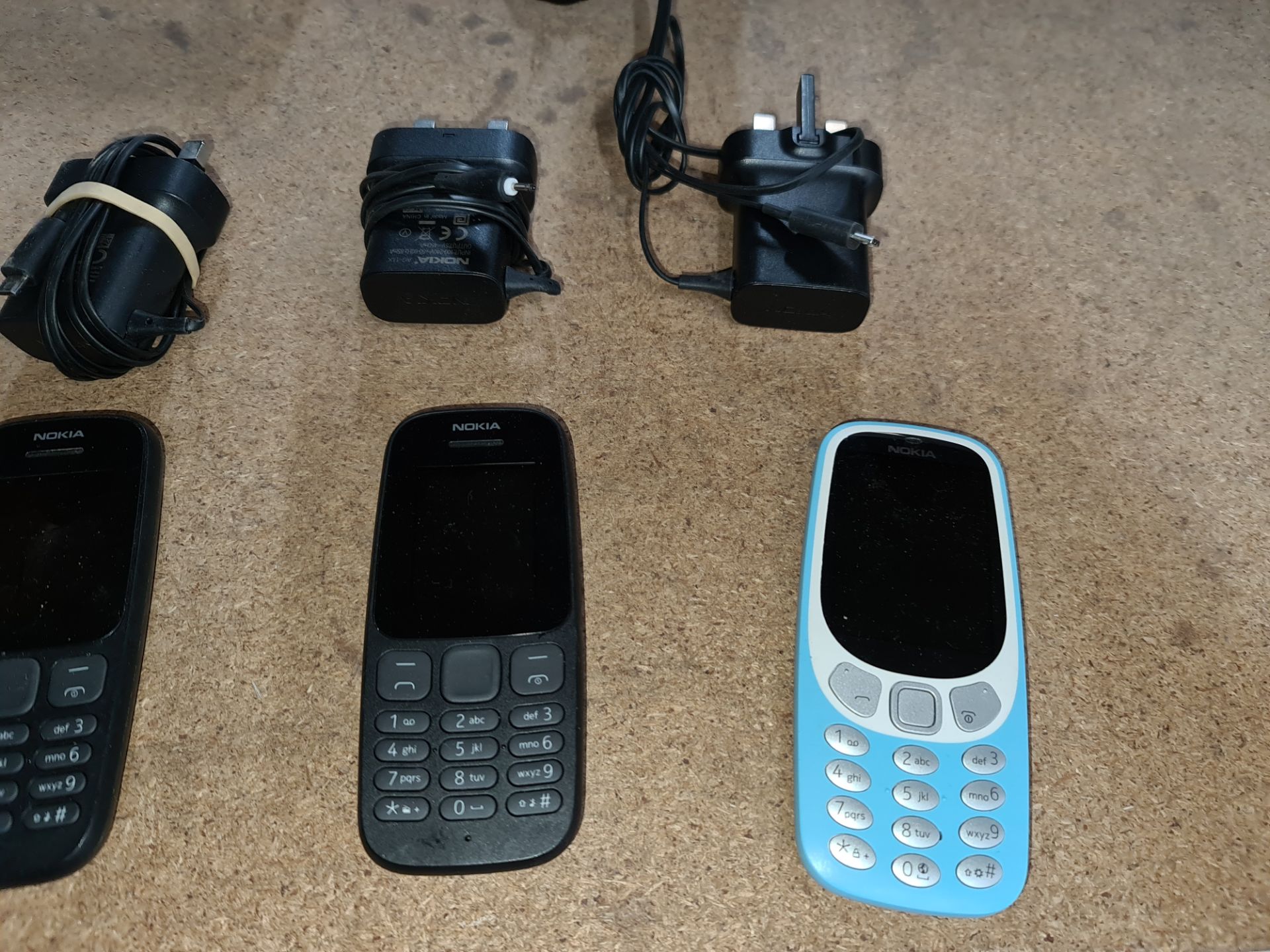 5 off Nokia mobile phones, each including charger plus Doro mobile flip phone including docking stat - Image 3 of 5