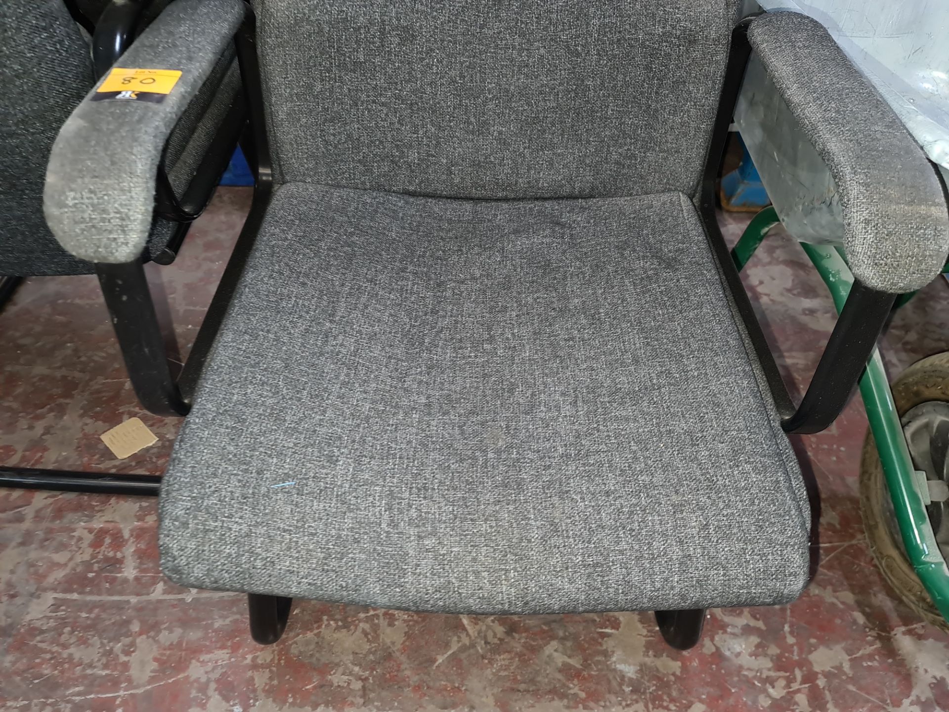 13 matching grey tweed cantilever framed meeting chairs - Image 4 of 6