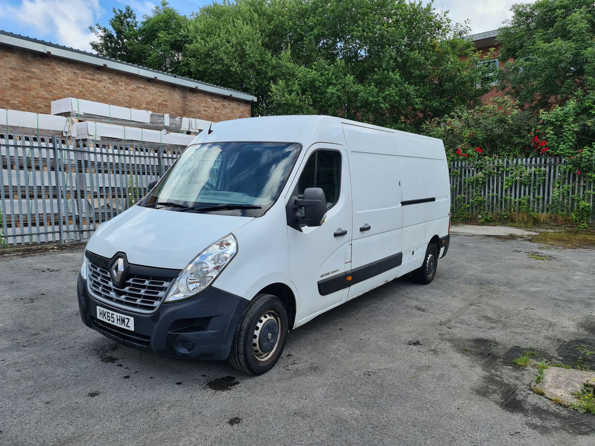 2015 Renault Master LM35 Business DCi 125 panel van