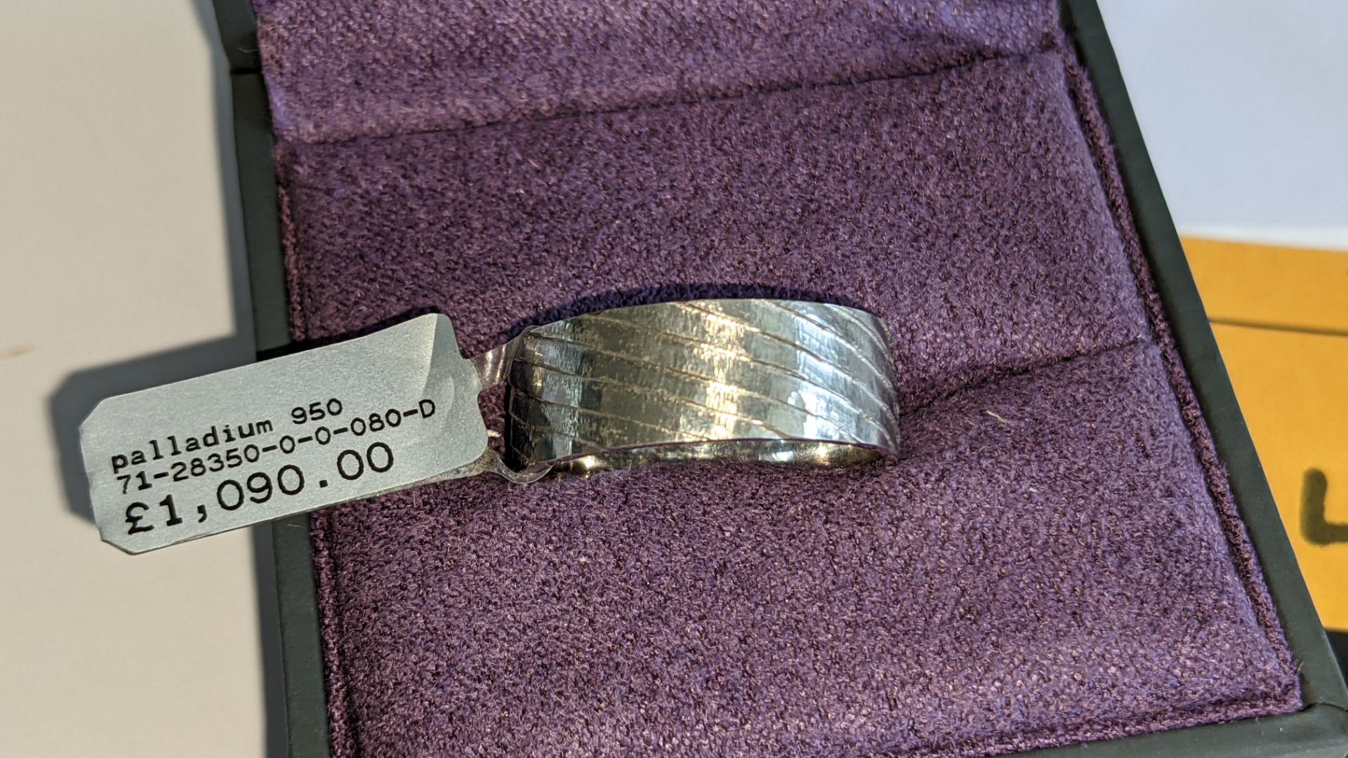 Platinum 950 8mm striped wedding band. RRP £1,090 - Image 4 of 12