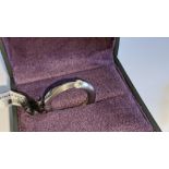 Platinum 950 ultra-modern set ring in polished & matt finish platinum with central tension mount dia