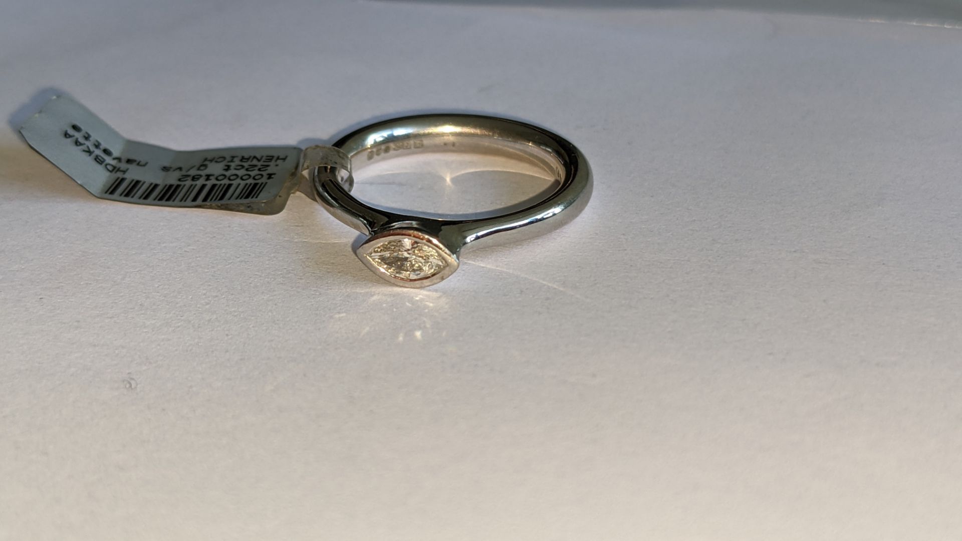 Platinum 950 & diamond ring with 0.22ct of G/VS diamond. RRP £2,502 - Image 7 of 14